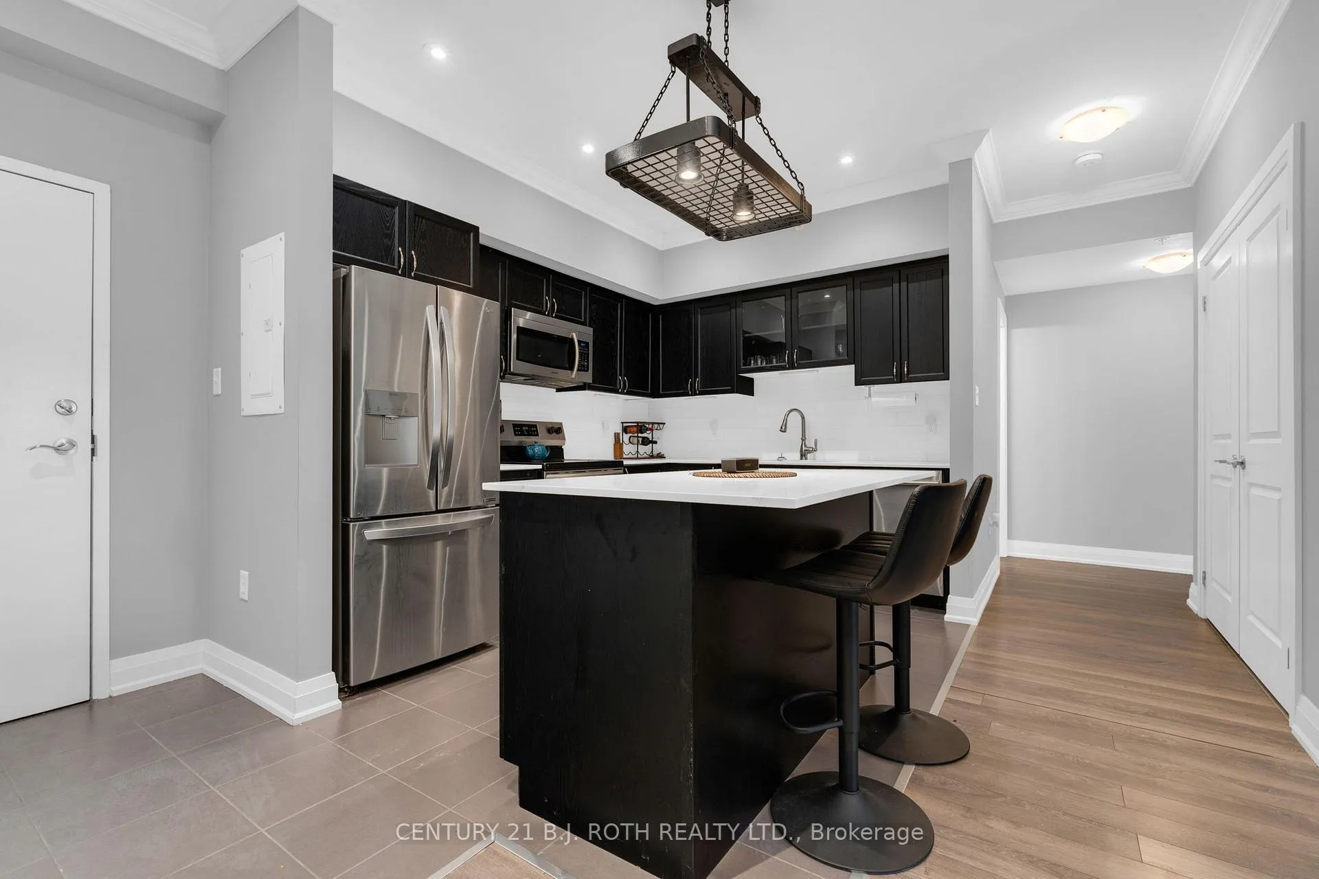 Photo 7 of Unit 103, 304 Essa Road, Barrie, 400 West — HOMEH