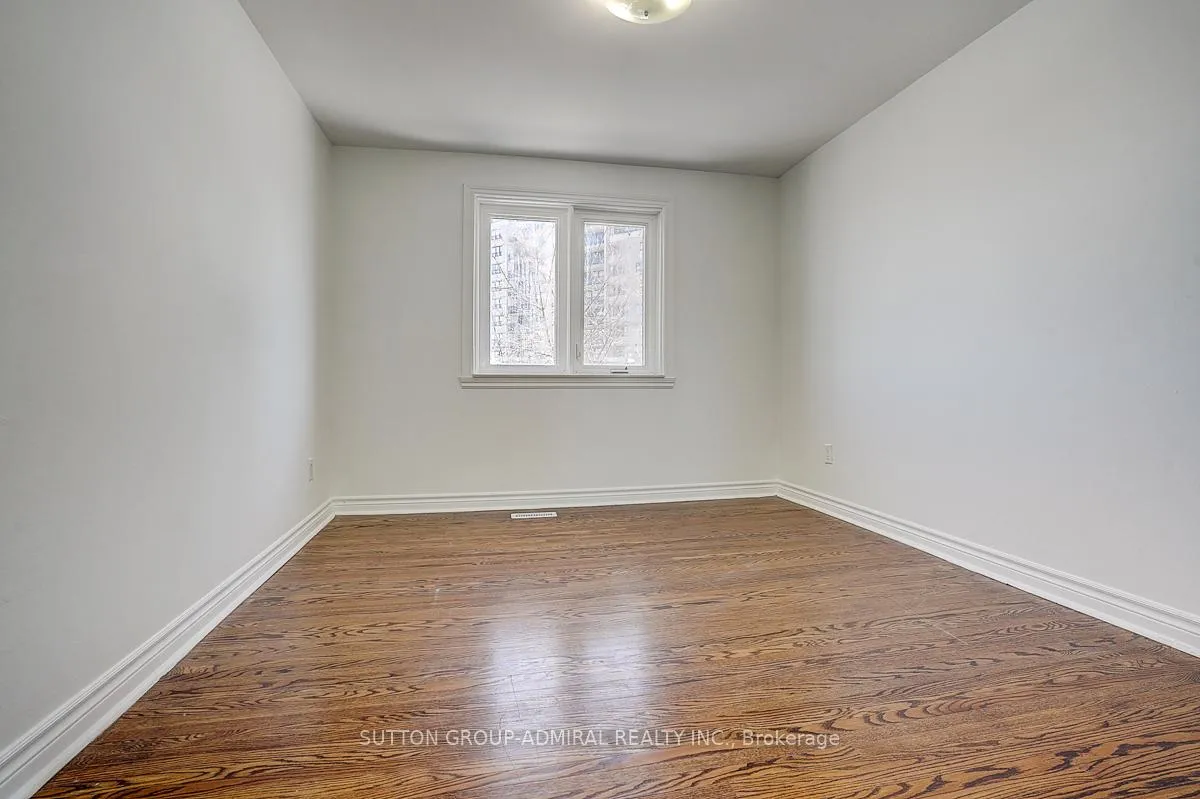 Photo 30 of 7 Town House Crescent, Brampton, Brampton East — HOMEH