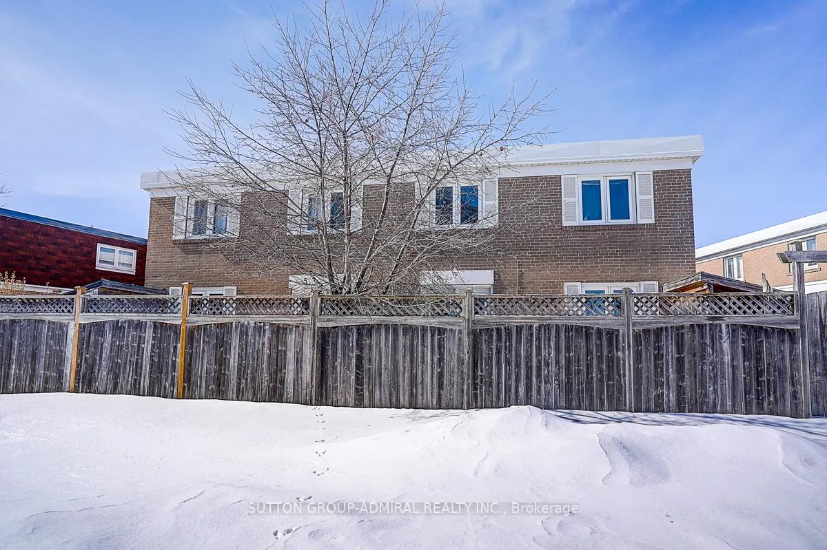 Photo 35 of 7 Town House Crescent, Brampton, Brampton East — HOMEH