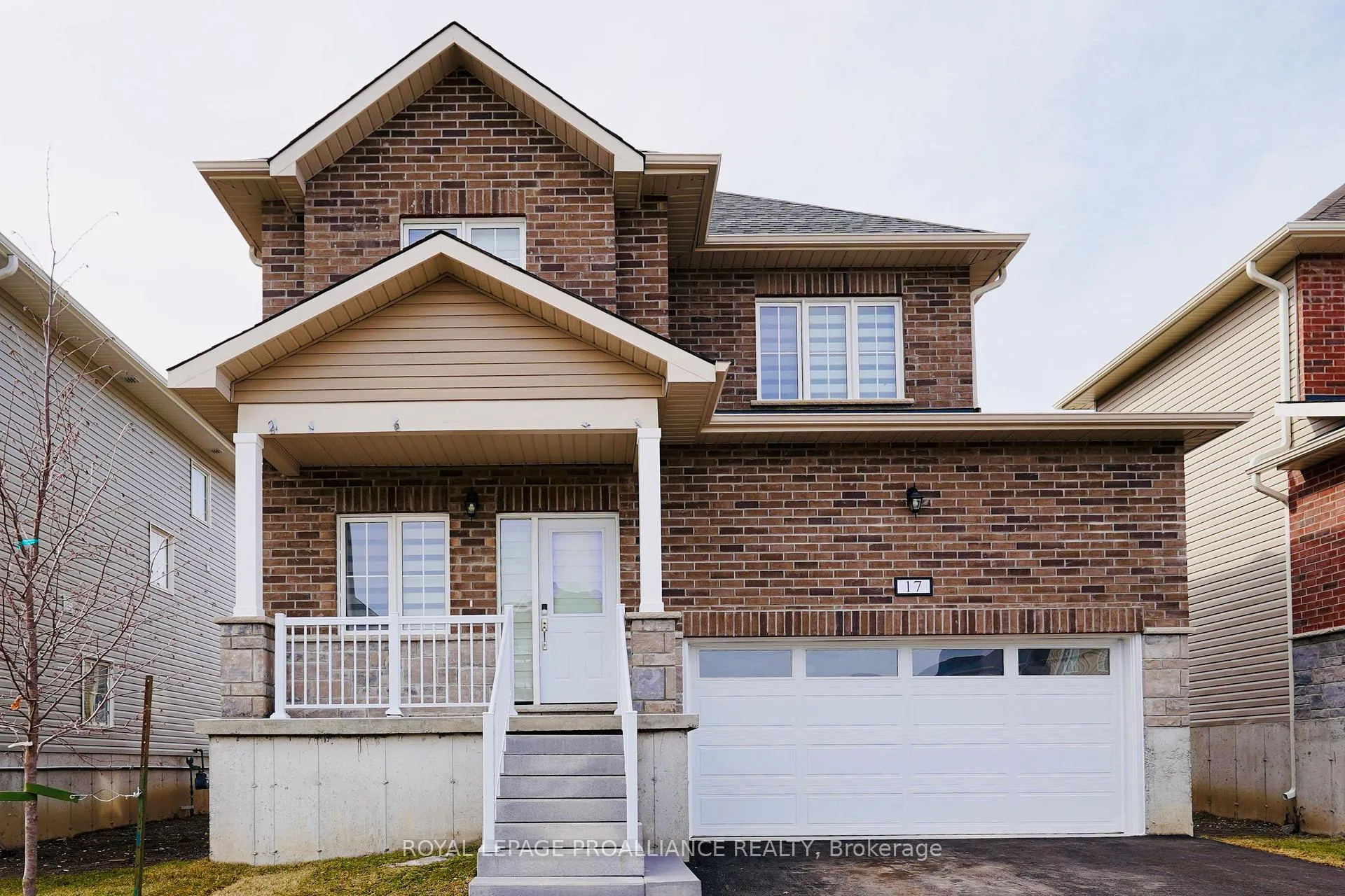 Photo 1 of 17 Bradden Crescent, Belleville, Belleville Ward — HOMEH