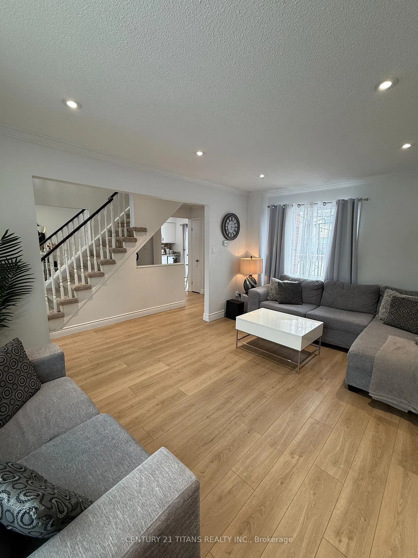 Photo 5 of 40 Ravenscroft Road, Ajax, Central West — HOMEH