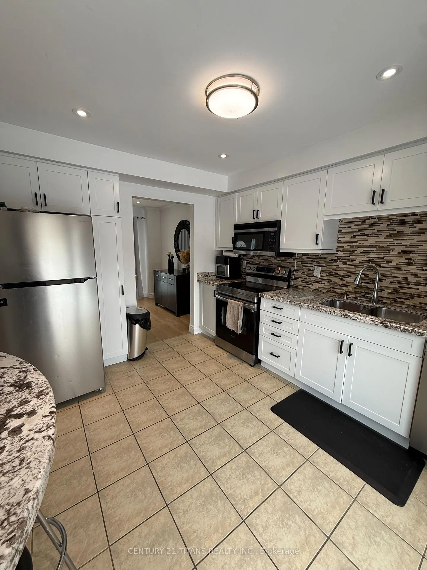 Photo 11 of 40 Ravenscroft Road, Ajax, Central West — HOMEH