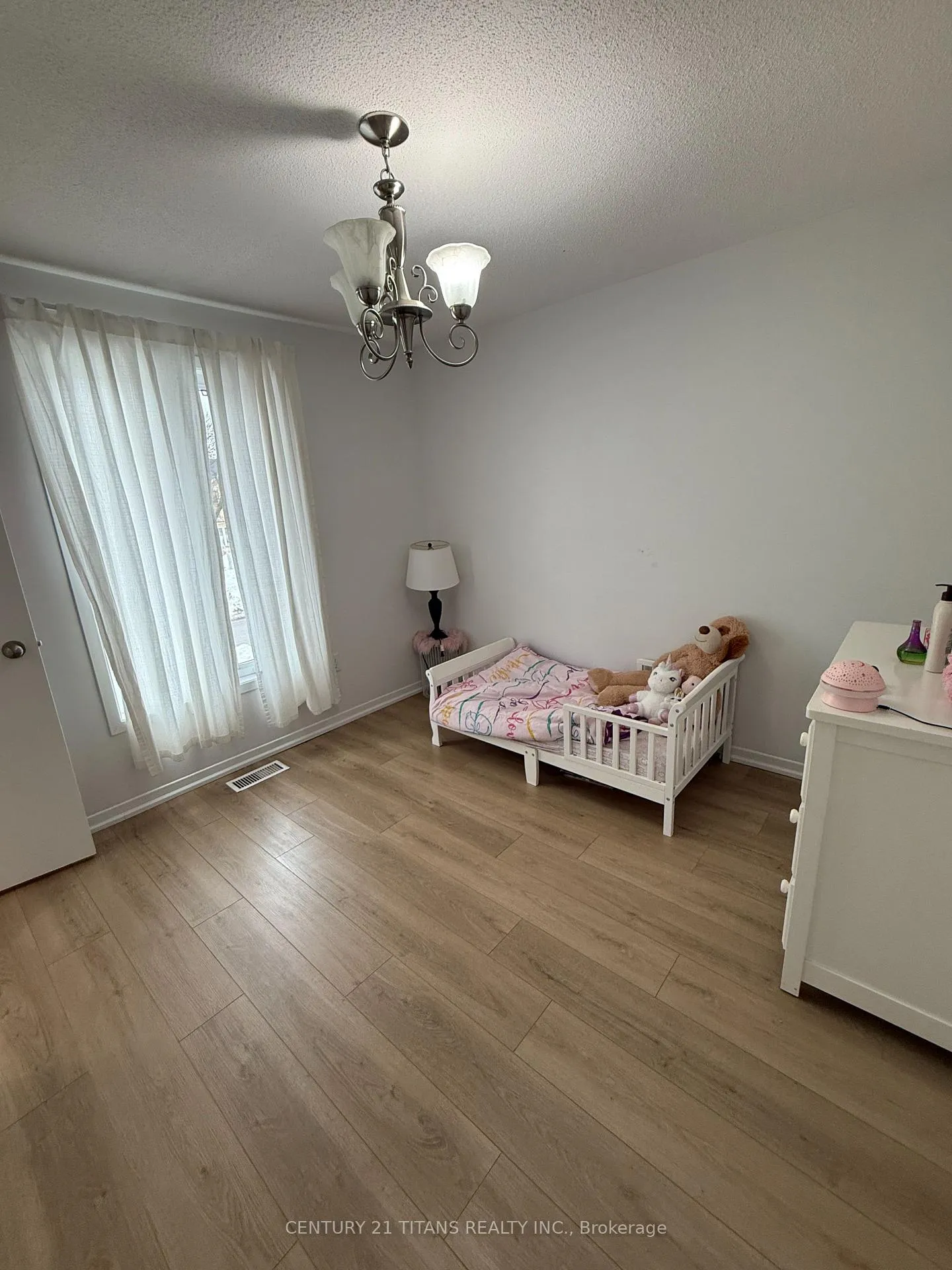 Photo 15 of 40 Ravenscroft Road, Ajax, Central West — HOMEH