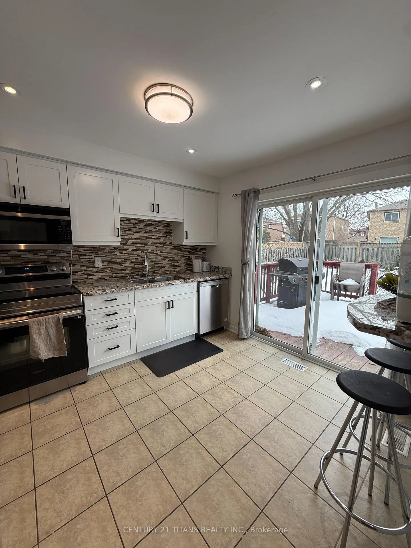 Photo 26 of 40 Ravenscroft Road, Ajax, Central West — HOMEH