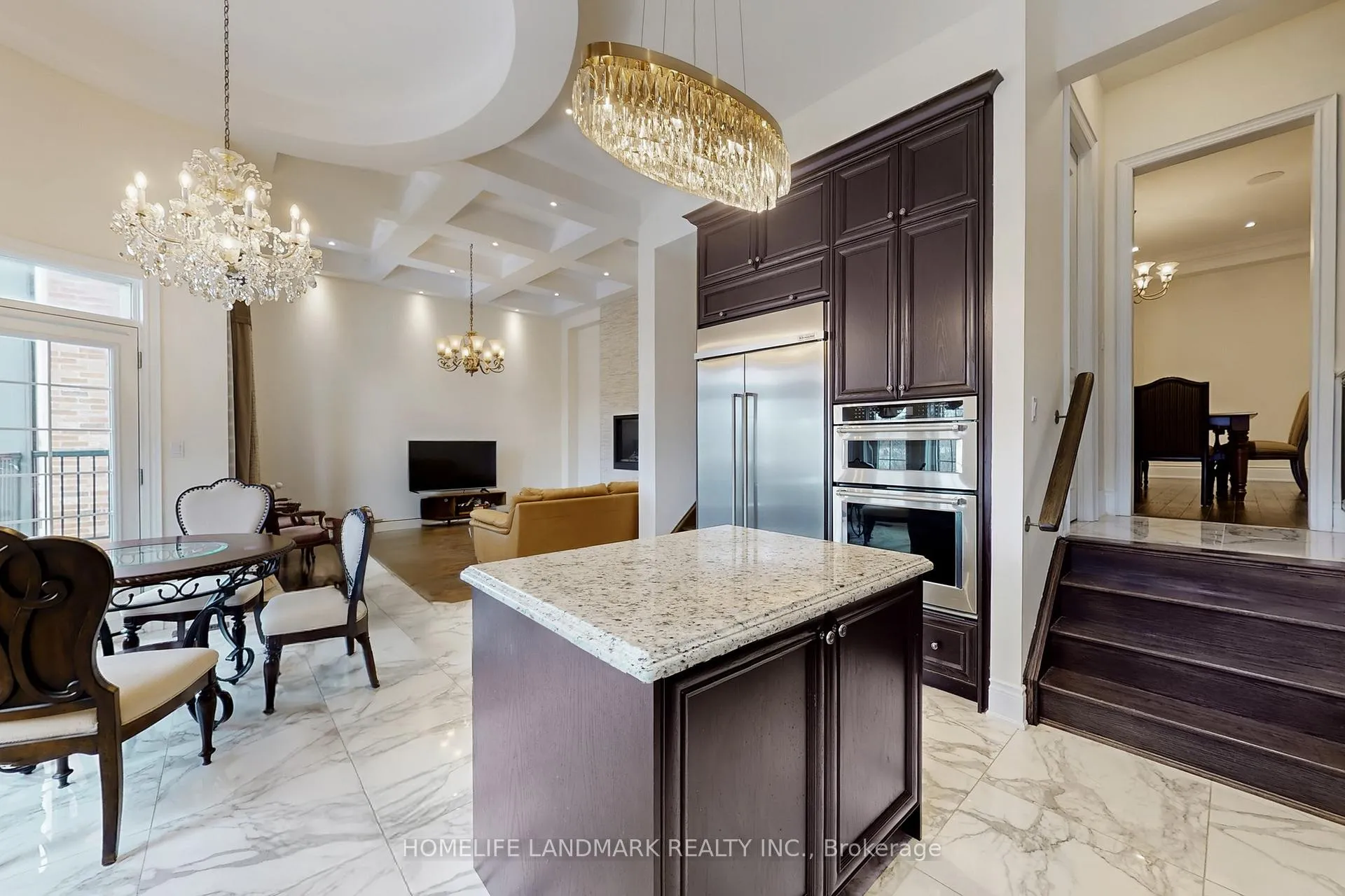Photo 9 of 75 Hurst Avenue, Vaughan, Patterson — HOMEH