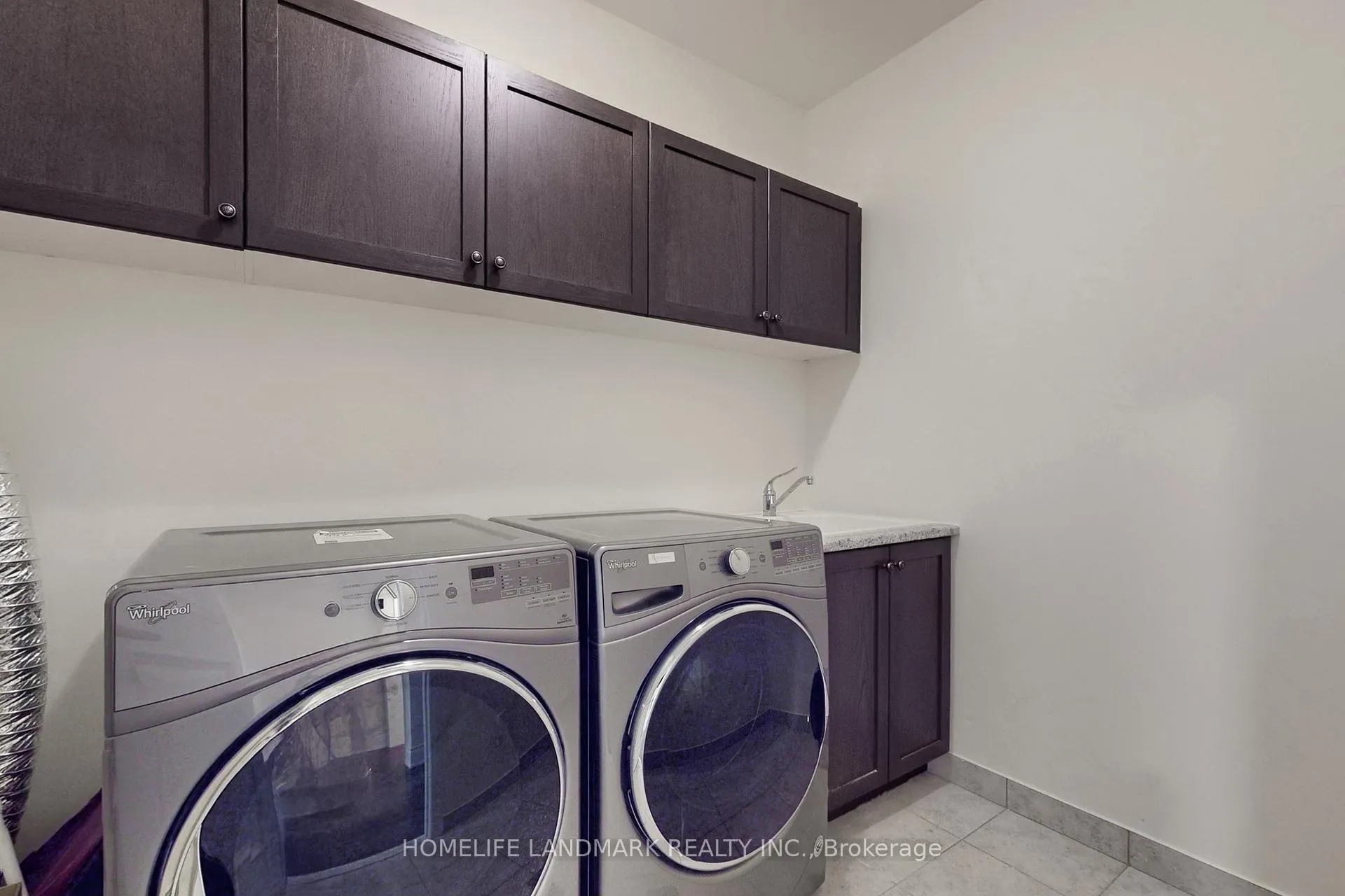 Photo 27 of 75 Hurst Avenue, Vaughan, Patterson — HOMEH