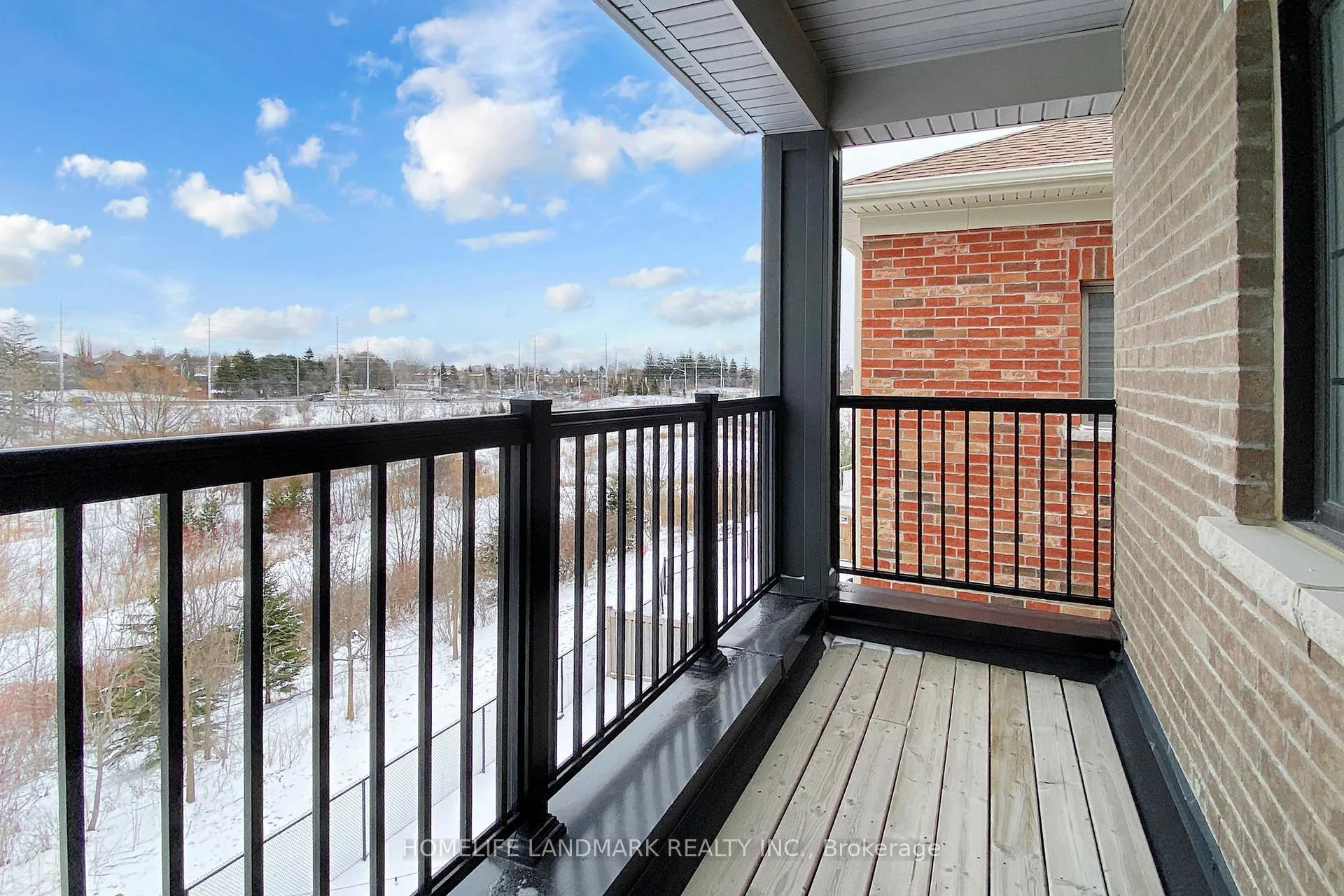 Photo 39 of 75 Hurst Avenue, Vaughan, Patterson — HOMEH