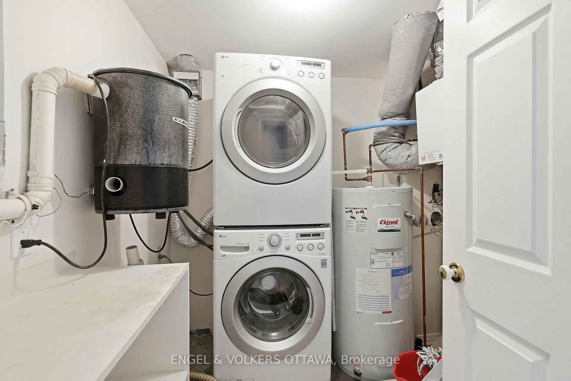 Photo 20 of Unit 40, 244 Briston Private, Ottawa, Hunt Club Park — HOMEH