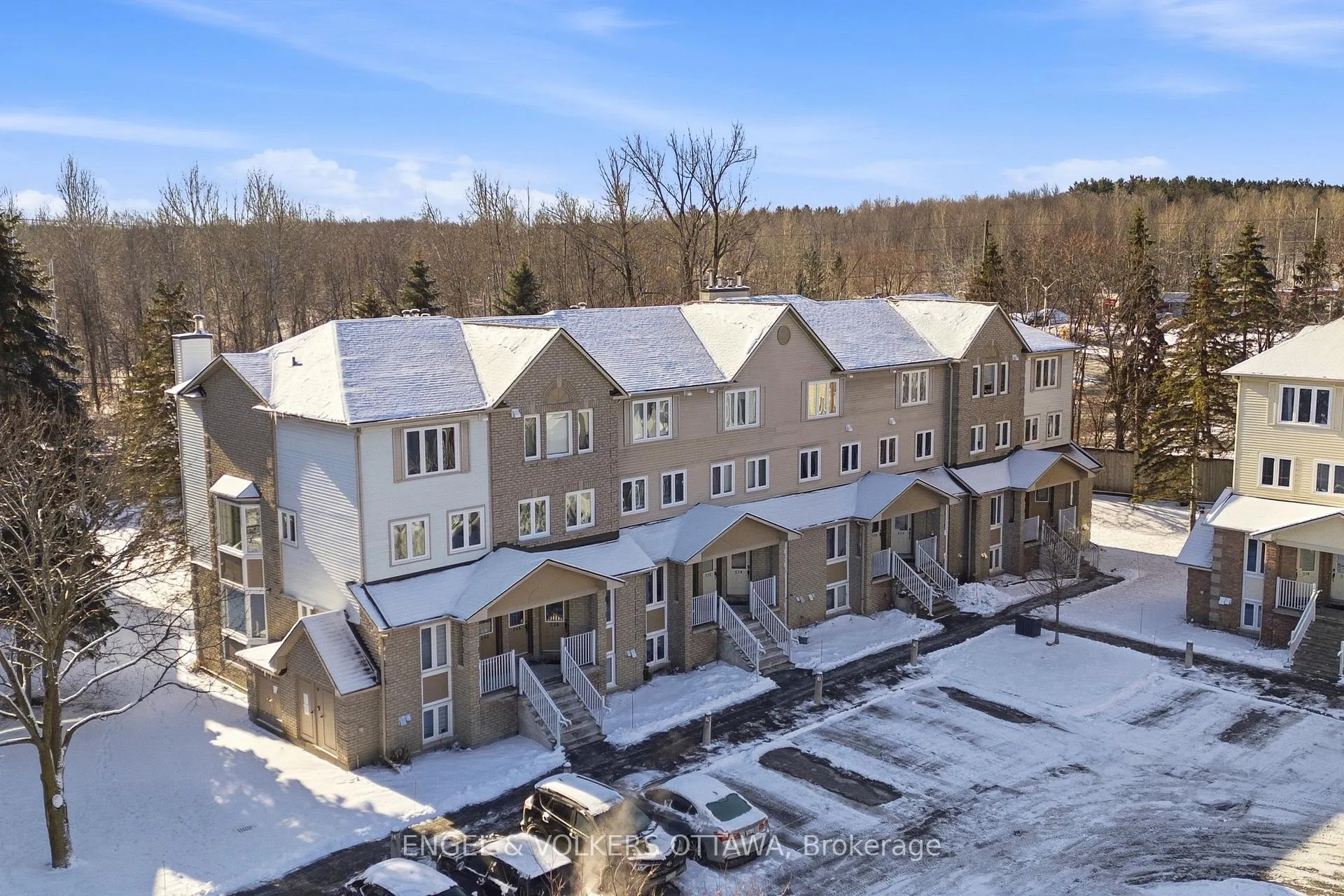 Photo 22 of Unit 40, 244 Briston Private, Ottawa, Hunt Club Park — HOMEH