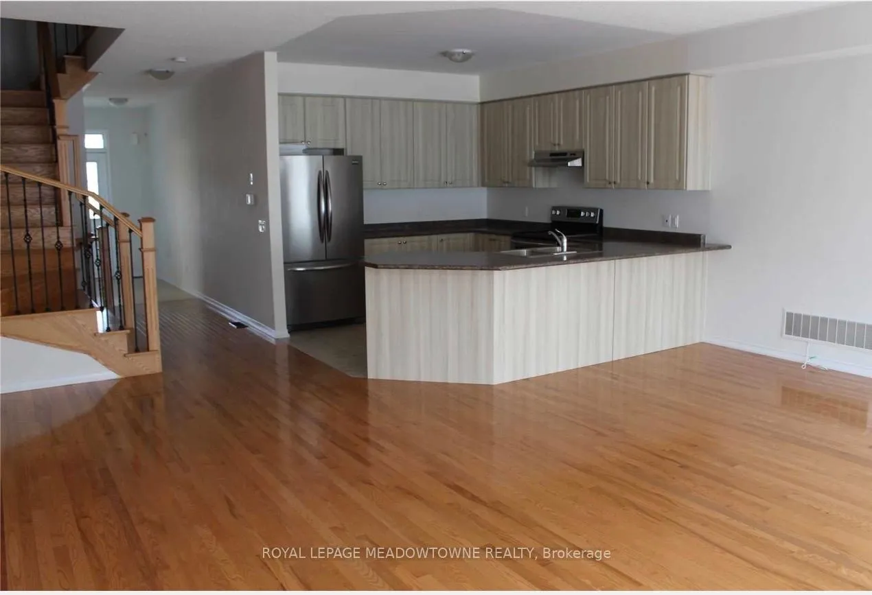 Photo 1 of 726 Farmstead Drive, Milton, Willmott — HOMEH