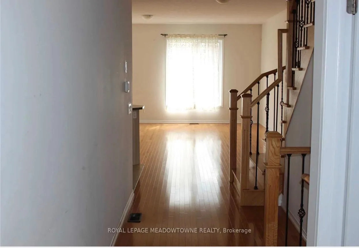 Photo 8 of 726 Farmstead Drive, Milton, Willmott — HOMEH