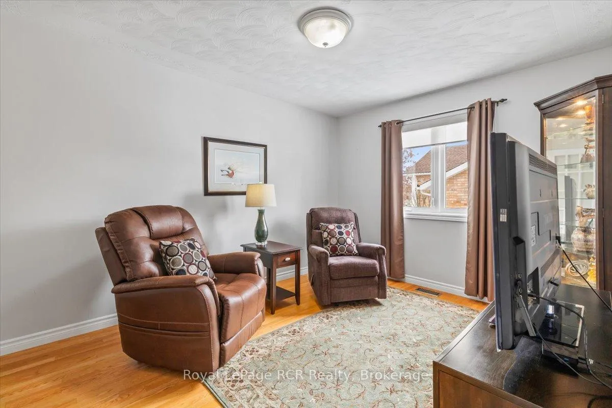 Photo 17 of 393 1st Street S, Hanover — HOMEH