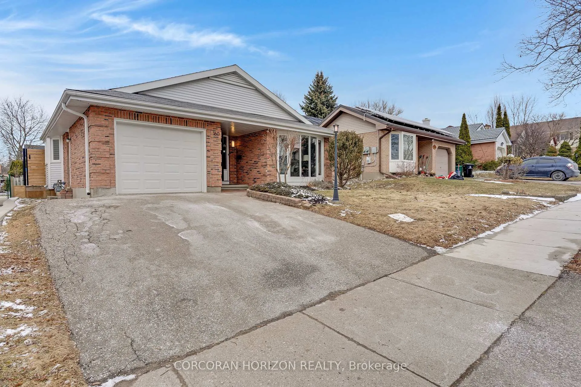 Photo 2 of 160 Oneida Place, Kitchener — HOMEH
