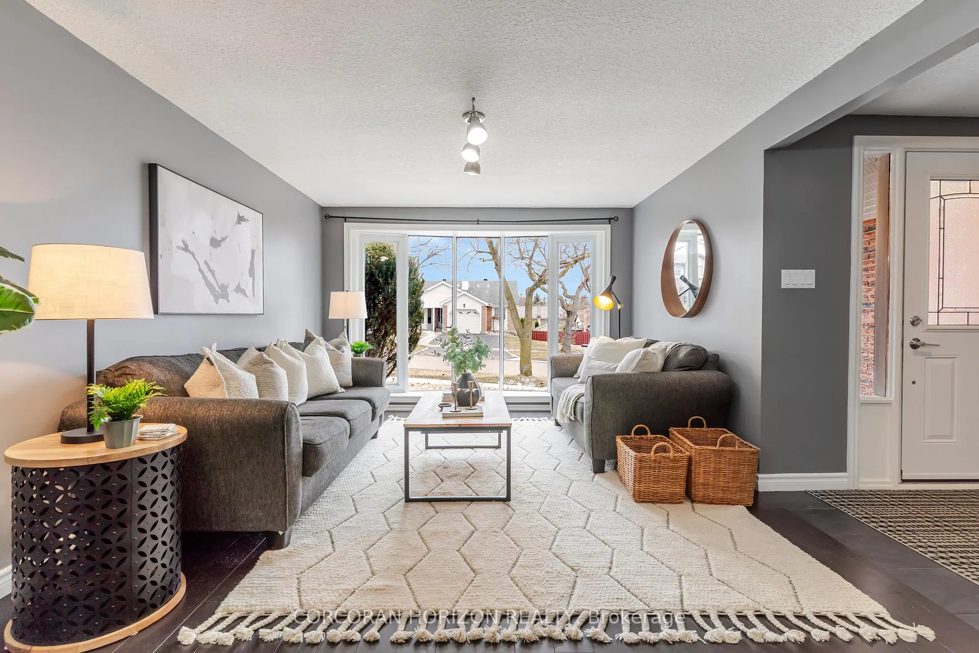 Photo 9 of 160 Oneida Place, Kitchener — HOMEH