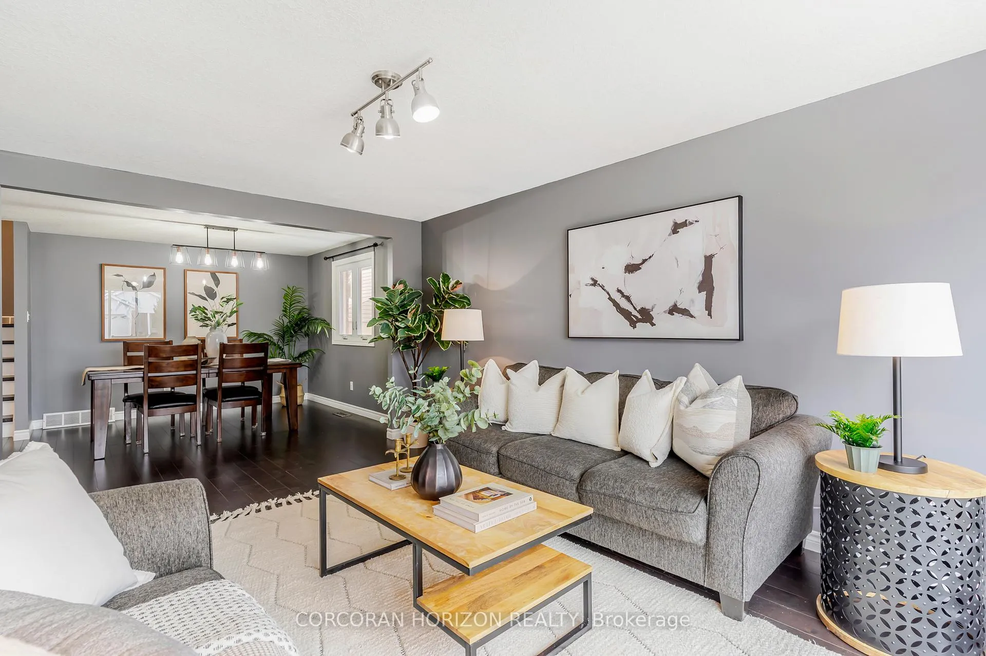 Photo 10 of 160 Oneida Place, Kitchener — HOMEH