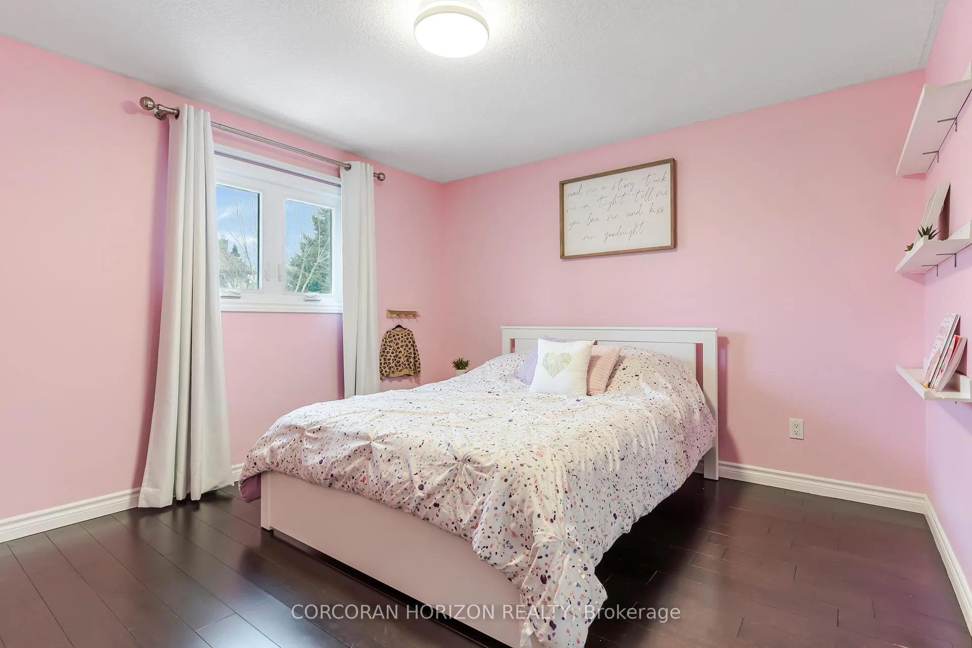 Photo 25 of 160 Oneida Place, Kitchener — HOMEH