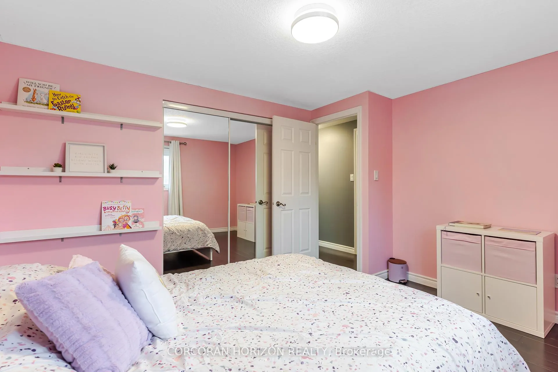 Photo 26 of 160 Oneida Place, Kitchener — HOMEH
