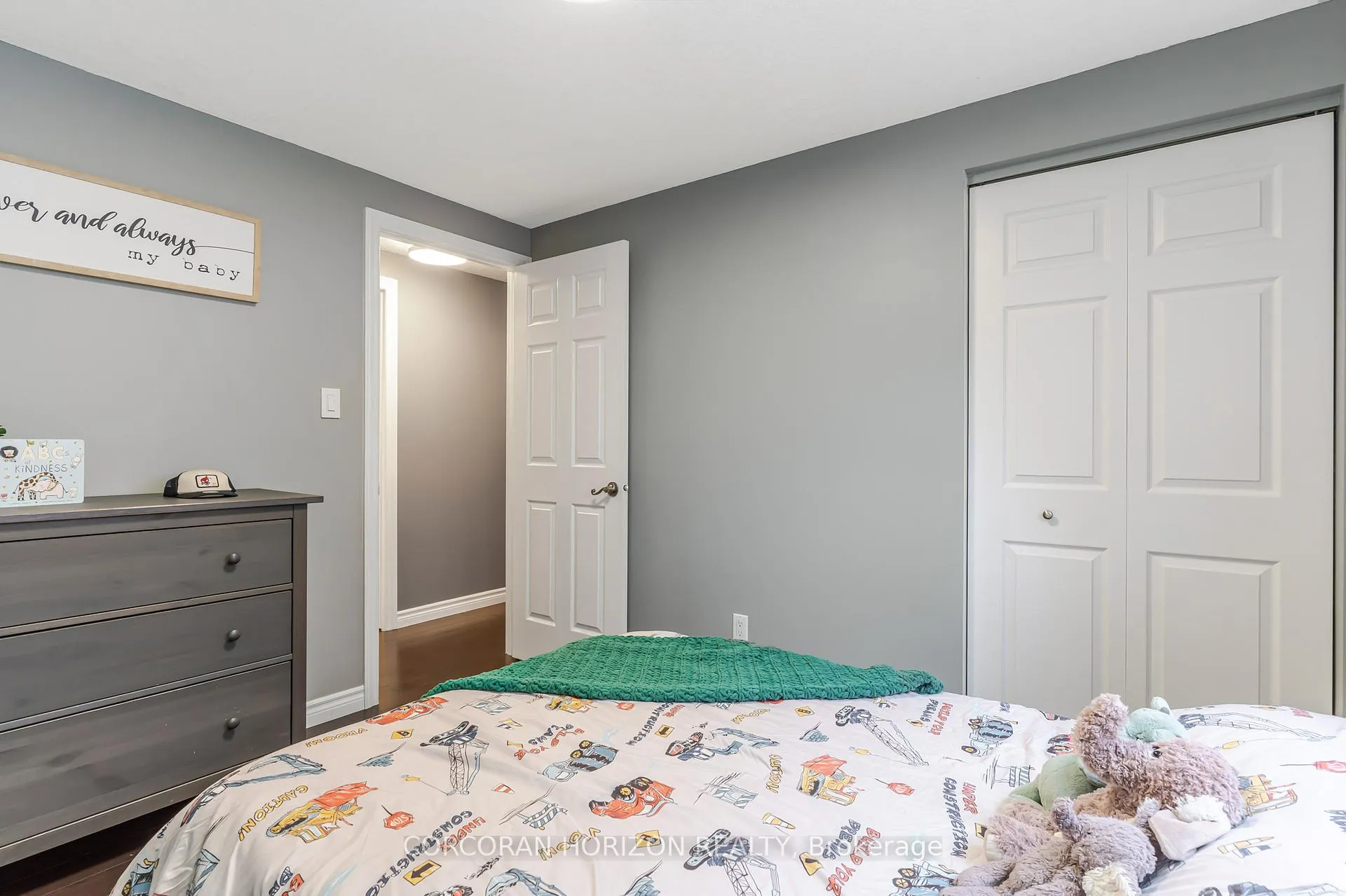 Photo 28 of 160 Oneida Place, Kitchener — HOMEH
