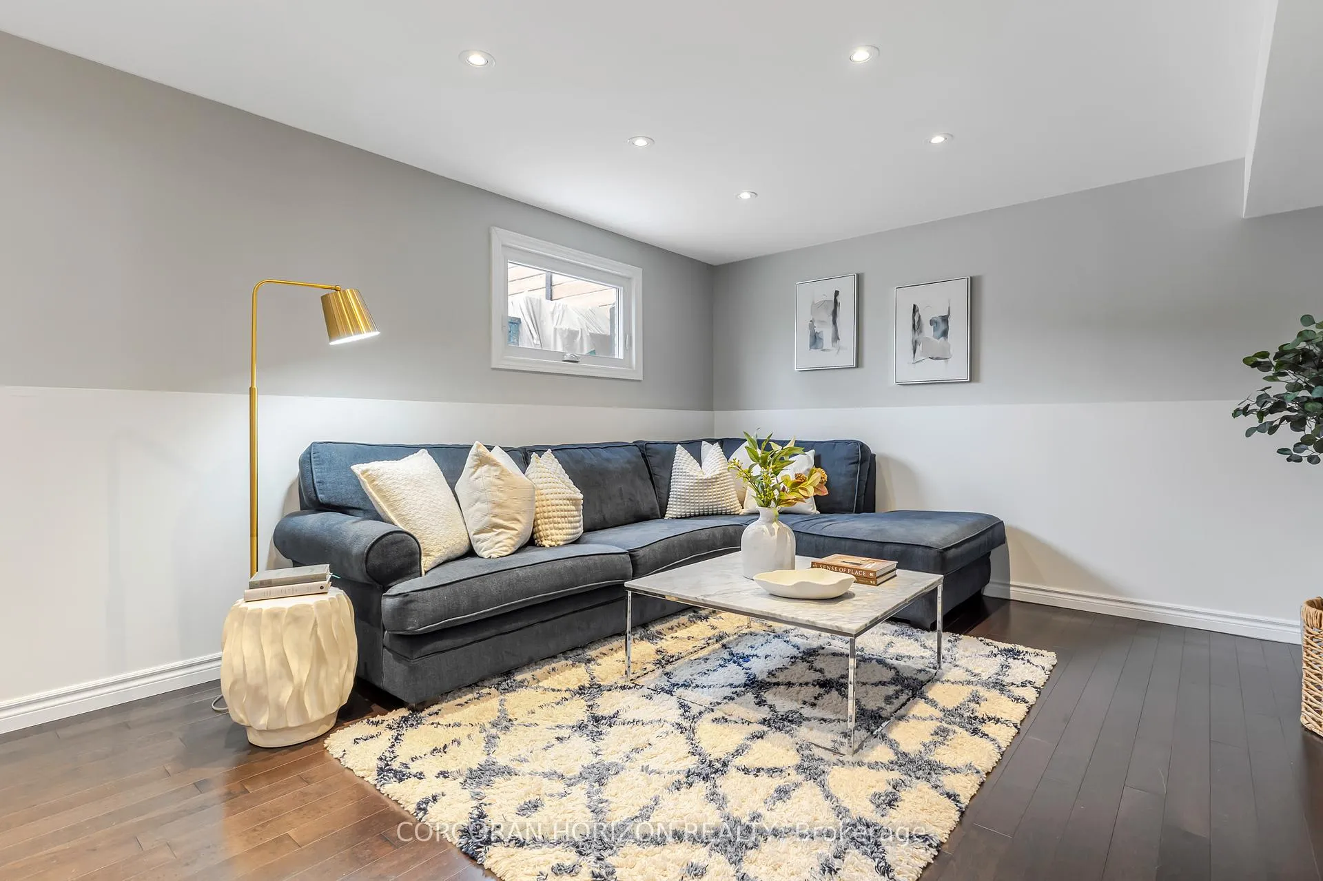 Photo 33 of 160 Oneida Place, Kitchener — HOMEH