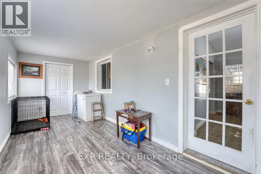 Photo 3 of 46 Chestnut Street, Leamington — HOMEH