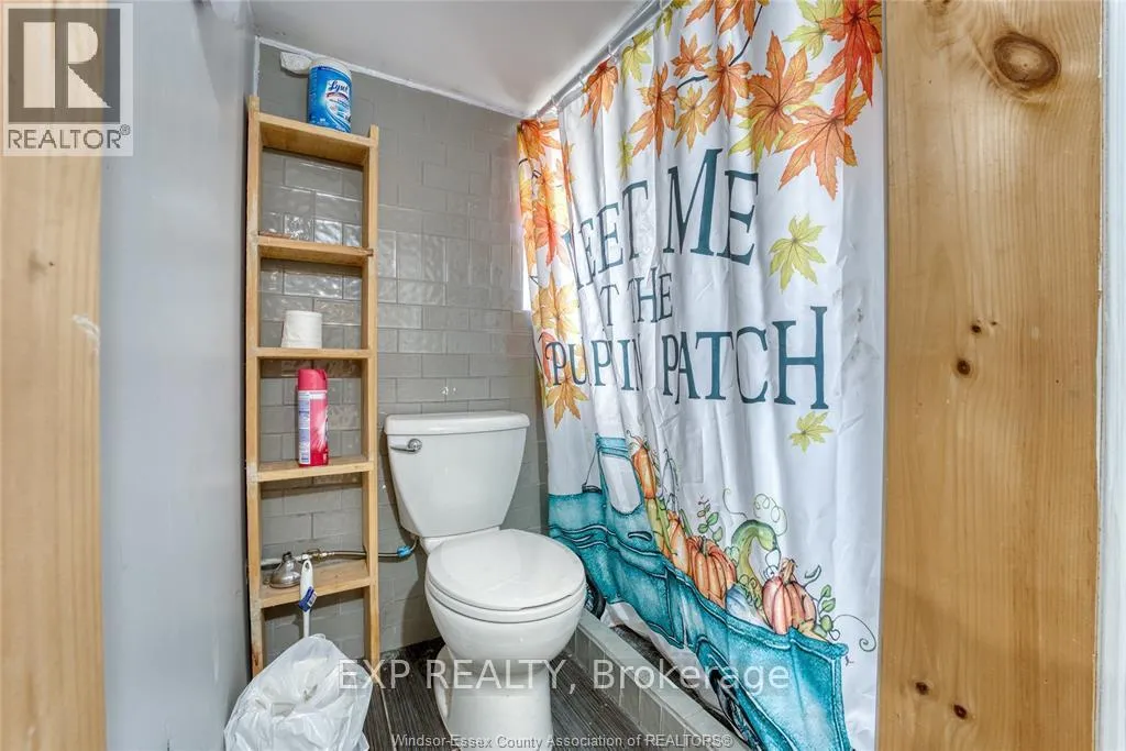 Photo 48 of 46 Chestnut Street, Leamington — HOMEH