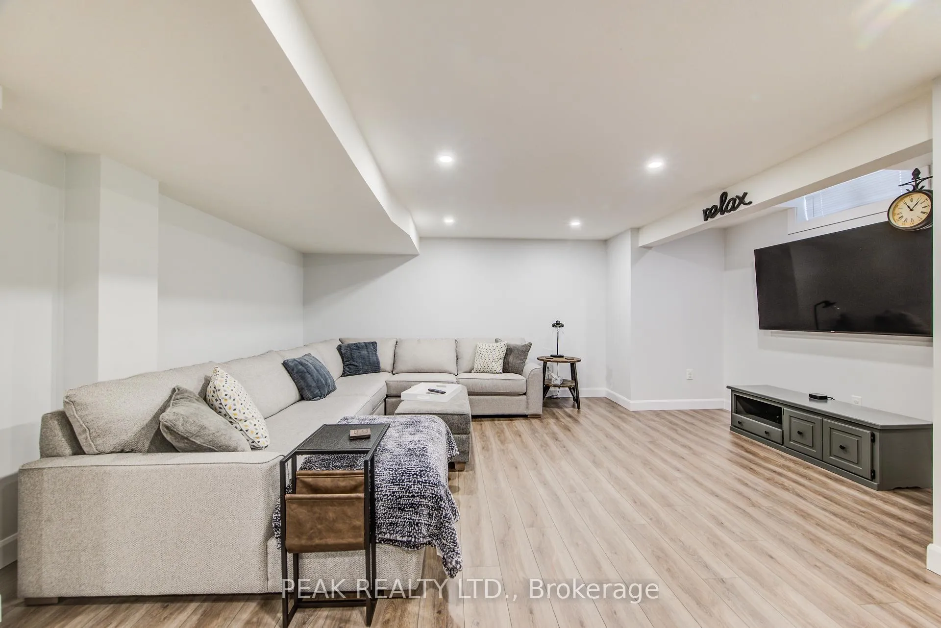 Photo 40 of 367 Meadowvale Place, Waterloo — HOMEH