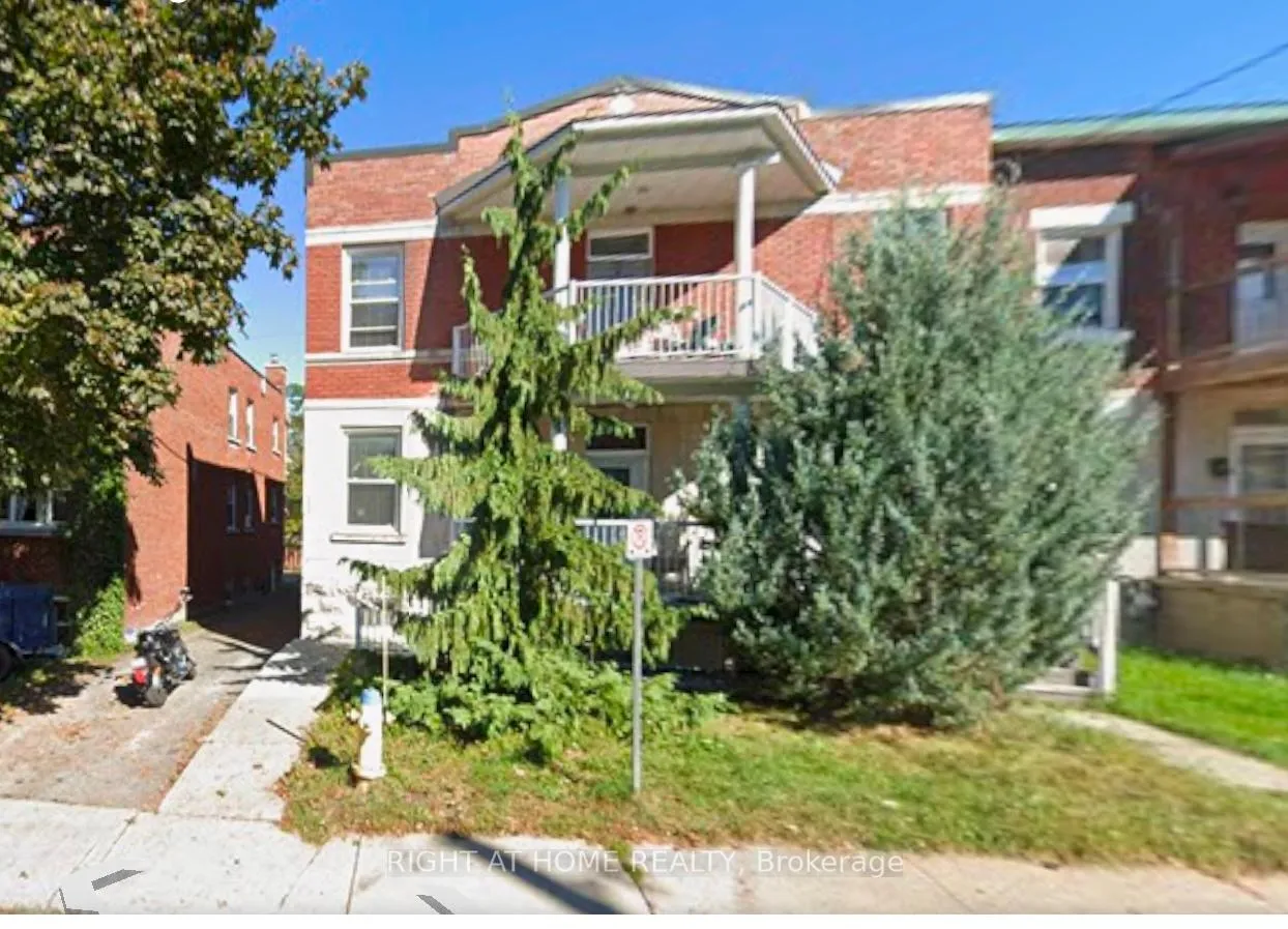 Front of 177 Goulburn Avenue