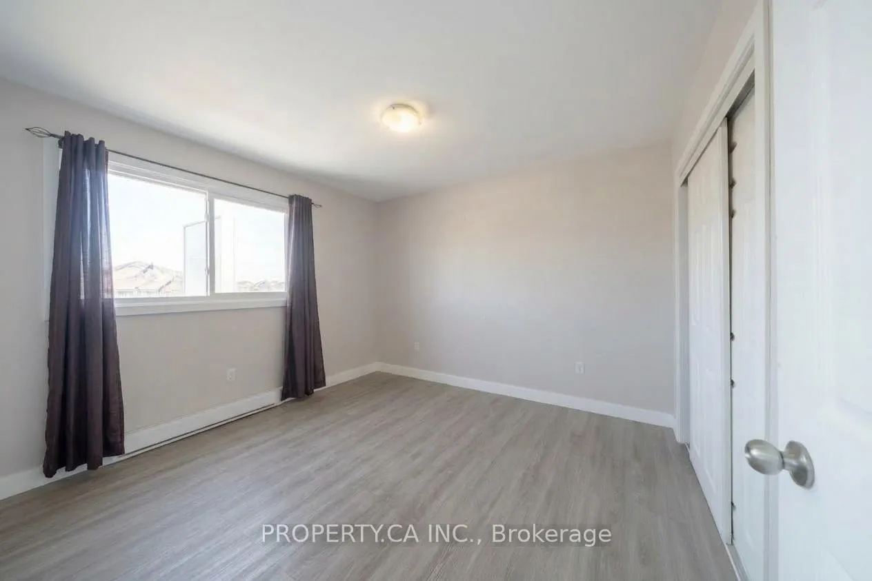Photo 8 of Unit #2 Upper, 438 8 Highway, Hamilton, Stoney Creek — HOMEH