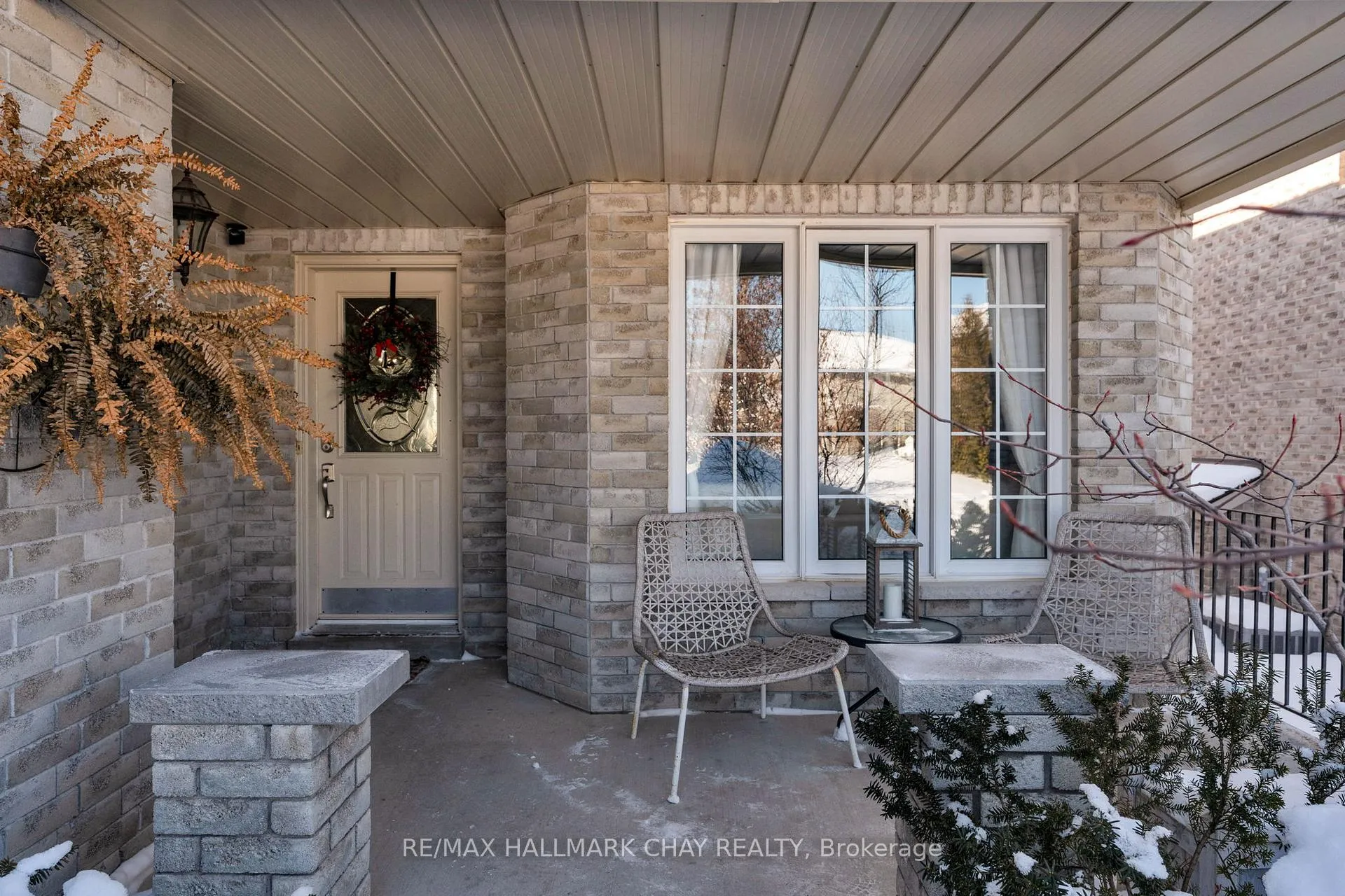 Photo 2 of 12 Muir Drive, Barrie, Ardagh — HOMEH