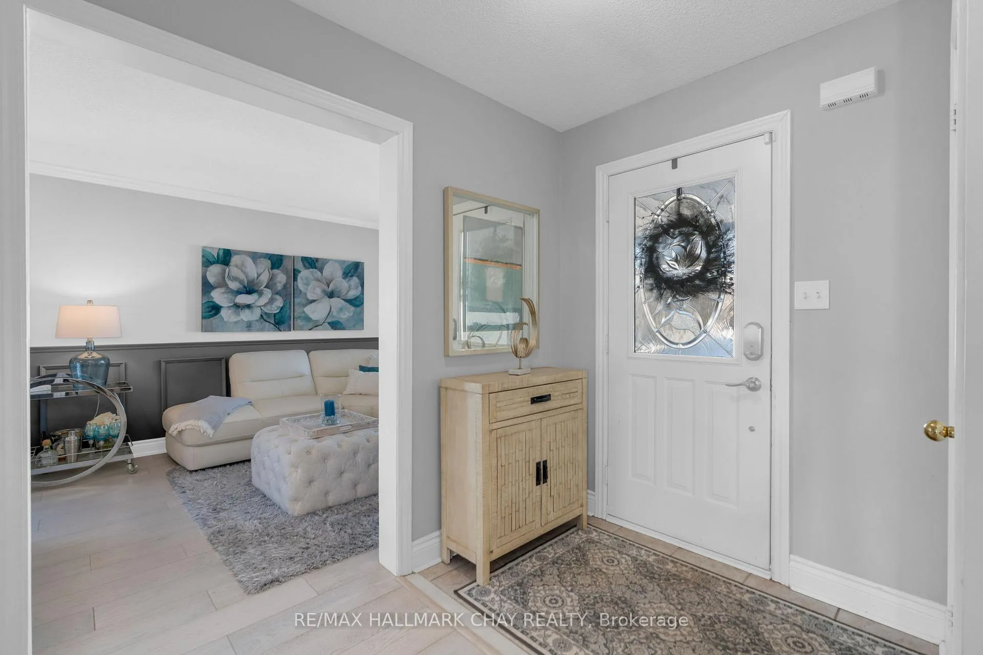 Photo 3 of 12 Muir Drive, Barrie, Ardagh — HOMEH