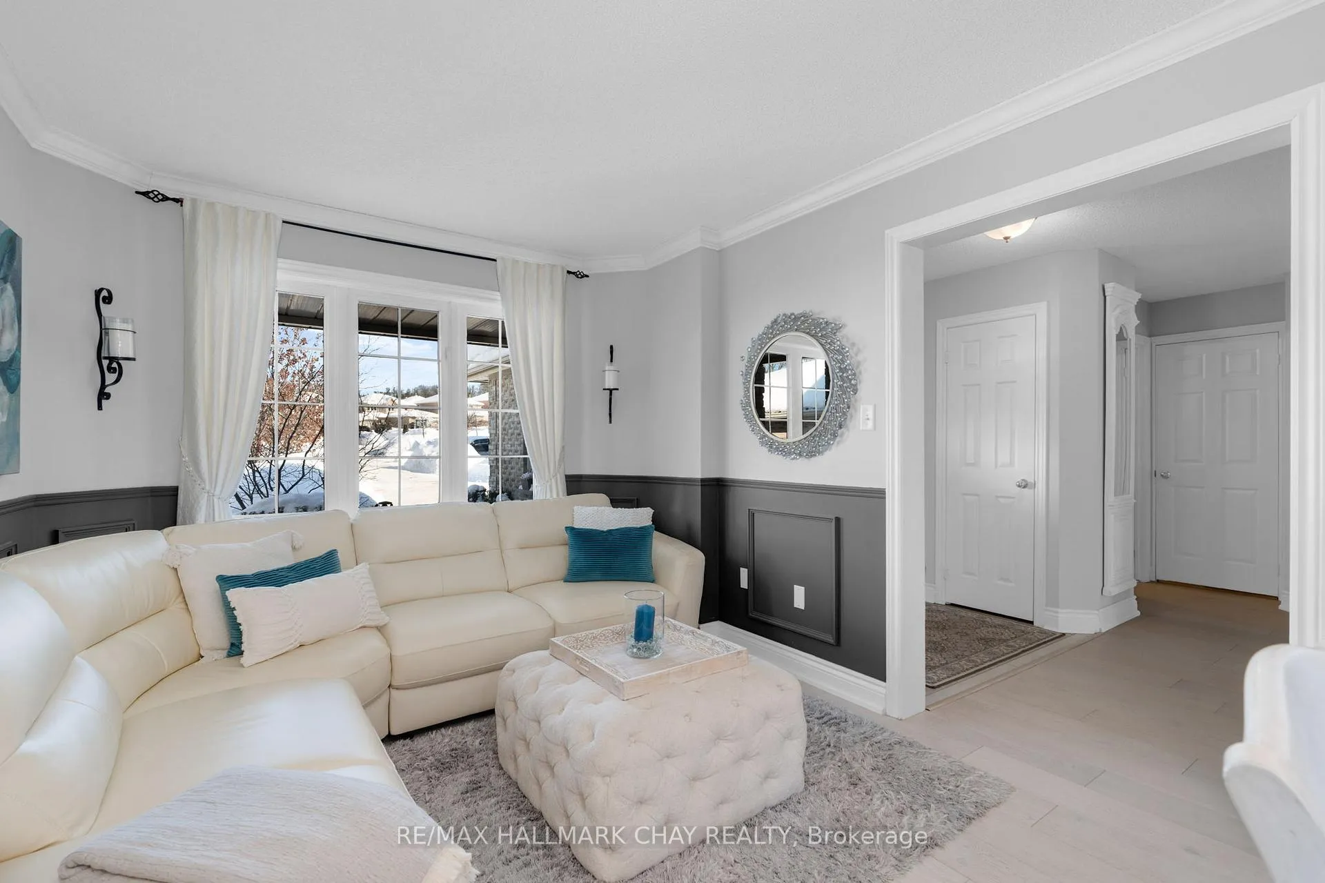 Photo 5 of 12 Muir Drive, Barrie, Ardagh — HOMEH