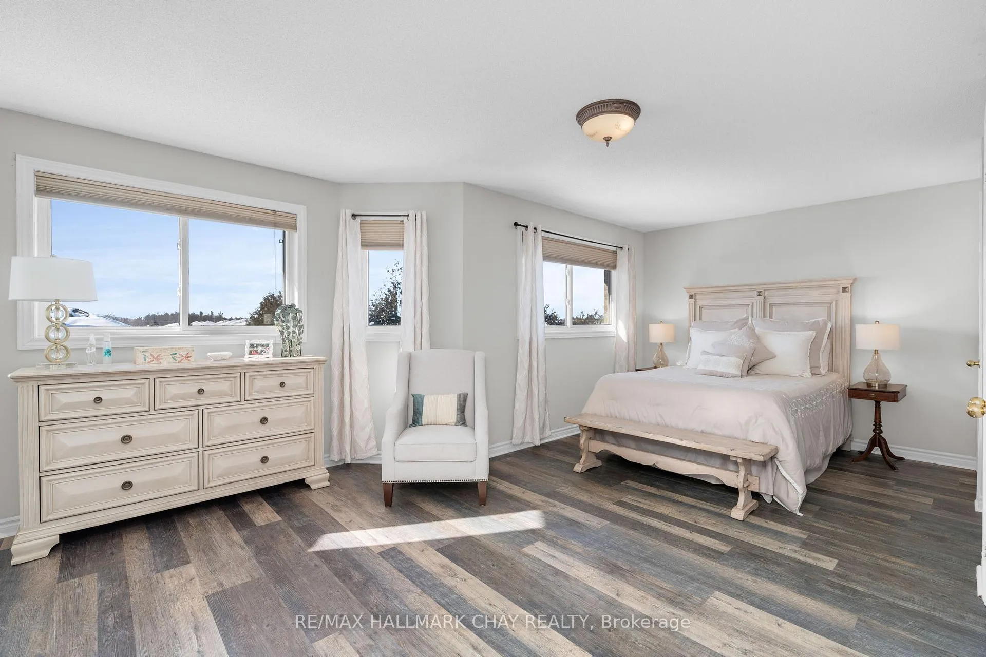 Photo 12 of 12 Muir Drive, Barrie, Ardagh — HOMEH