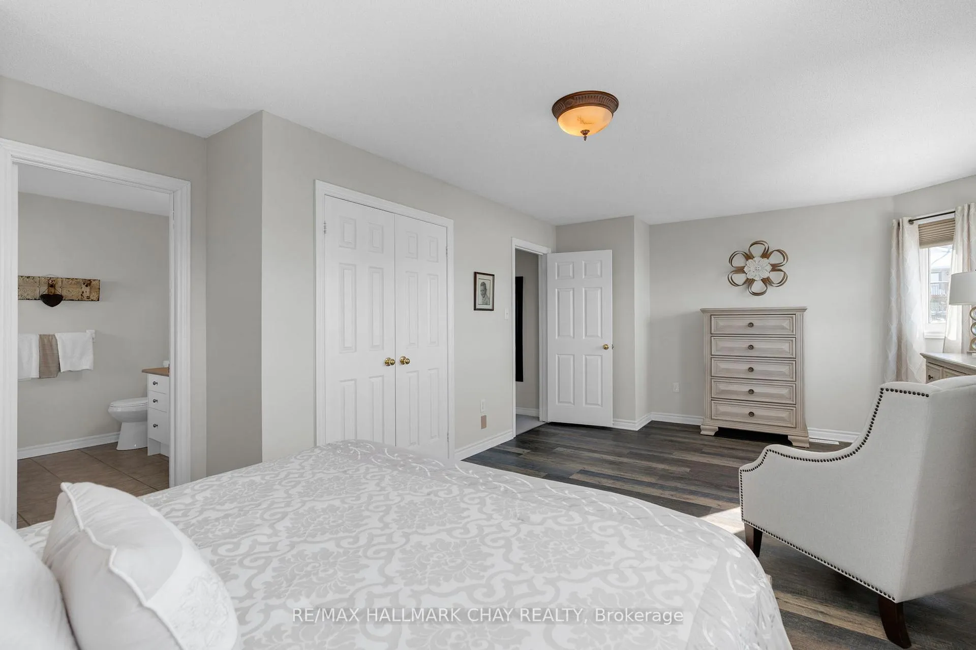 Photo 13 of 12 Muir Drive, Barrie, Ardagh — HOMEH