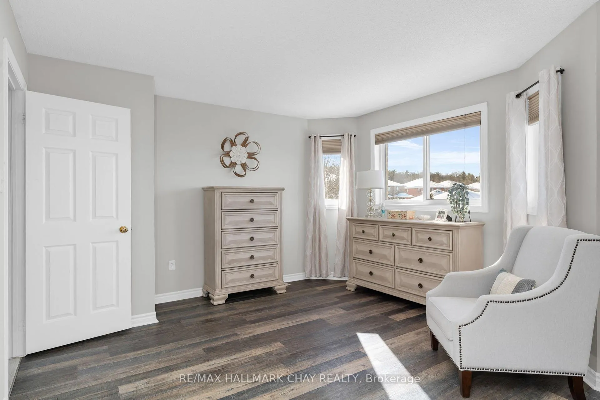 Photo 14 of 12 Muir Drive, Barrie, Ardagh — HOMEH