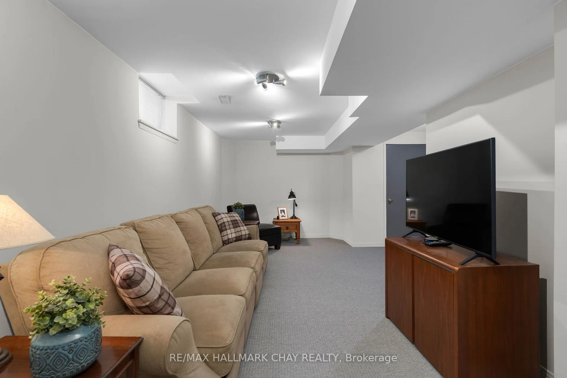 Photo 26 of 12 Muir Drive, Barrie, Ardagh — HOMEH