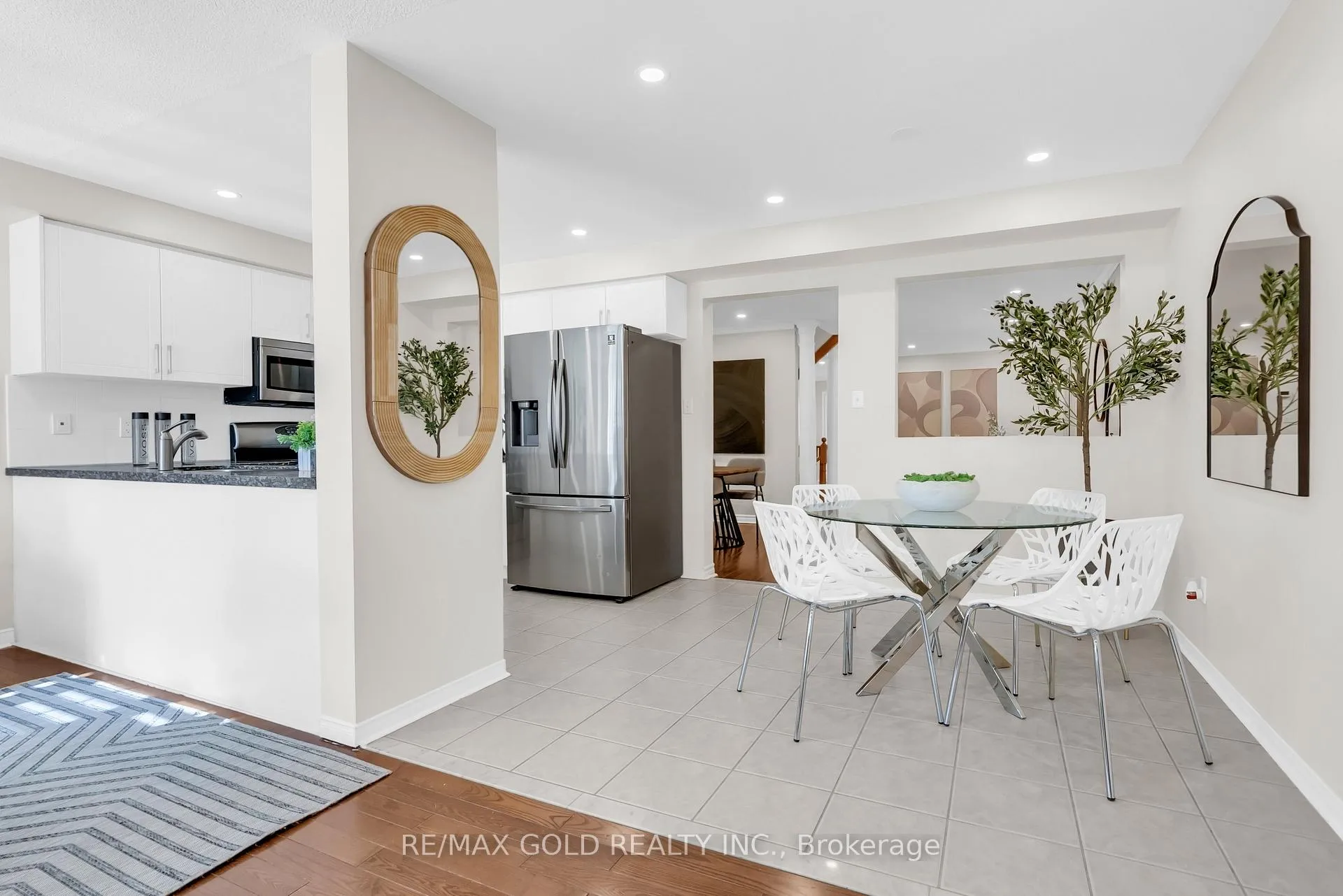 Photo 19 of 1322 Mowat Lane, Milton, Dempsey — HOMEH