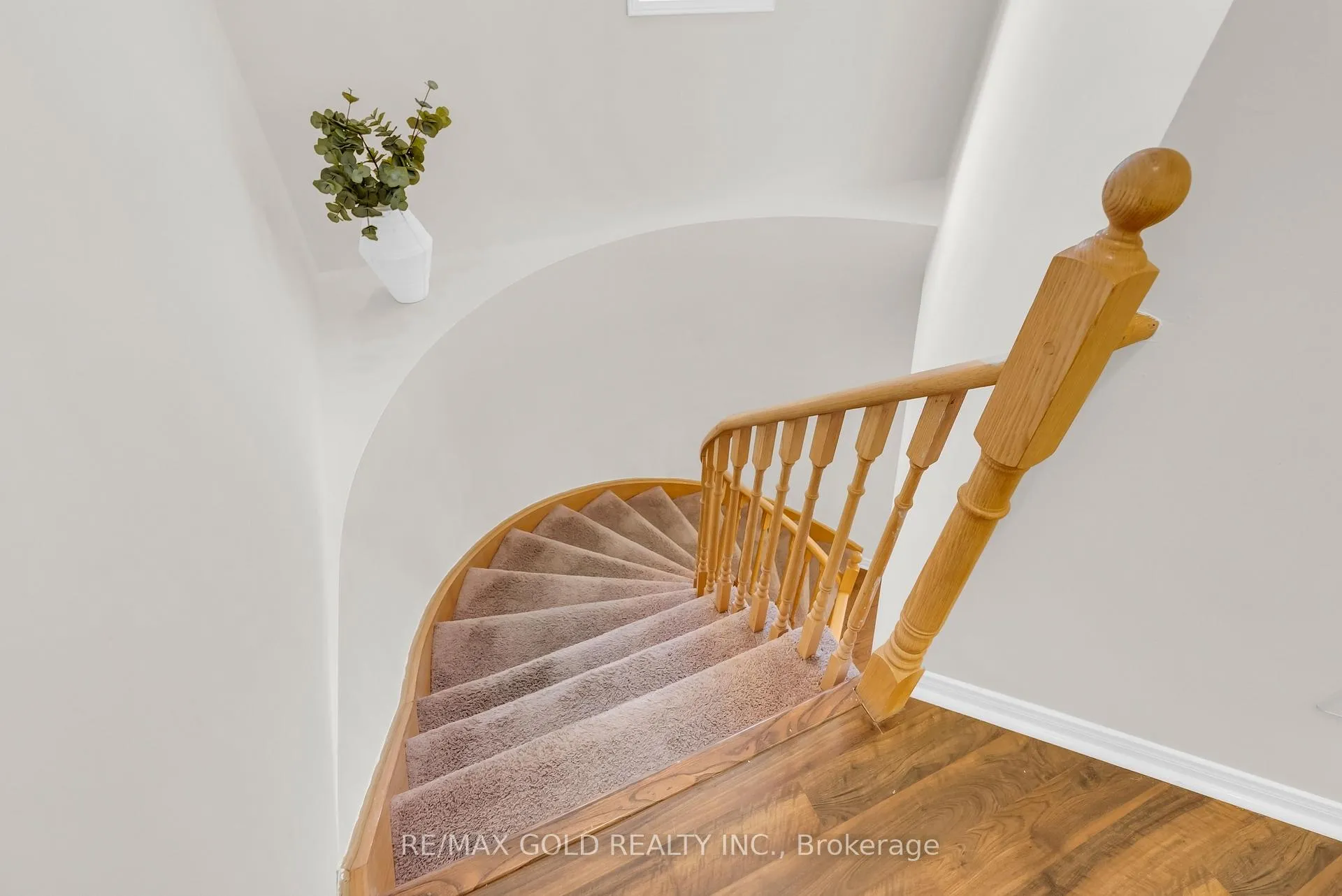 Photo 22 of 1322 Mowat Lane, Milton, Dempsey — HOMEH