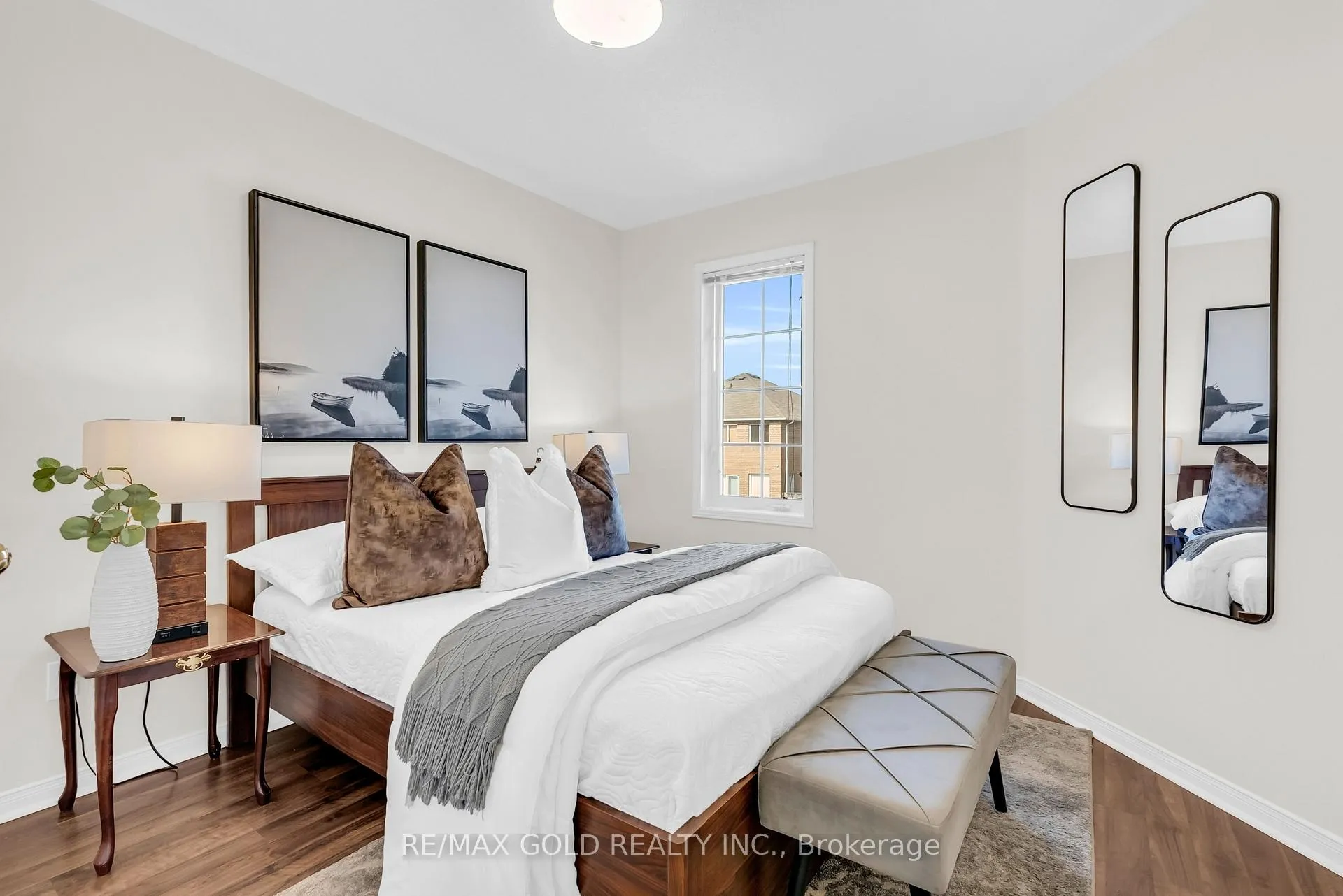 Photo 29 of 1322 Mowat Lane, Milton, Dempsey — HOMEH