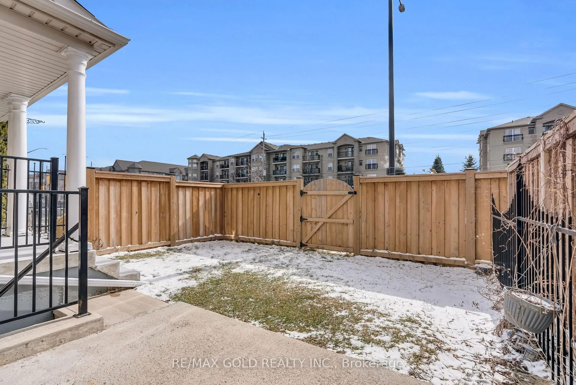 Photo 47 of 1322 Mowat Lane, Milton, Dempsey — HOMEH