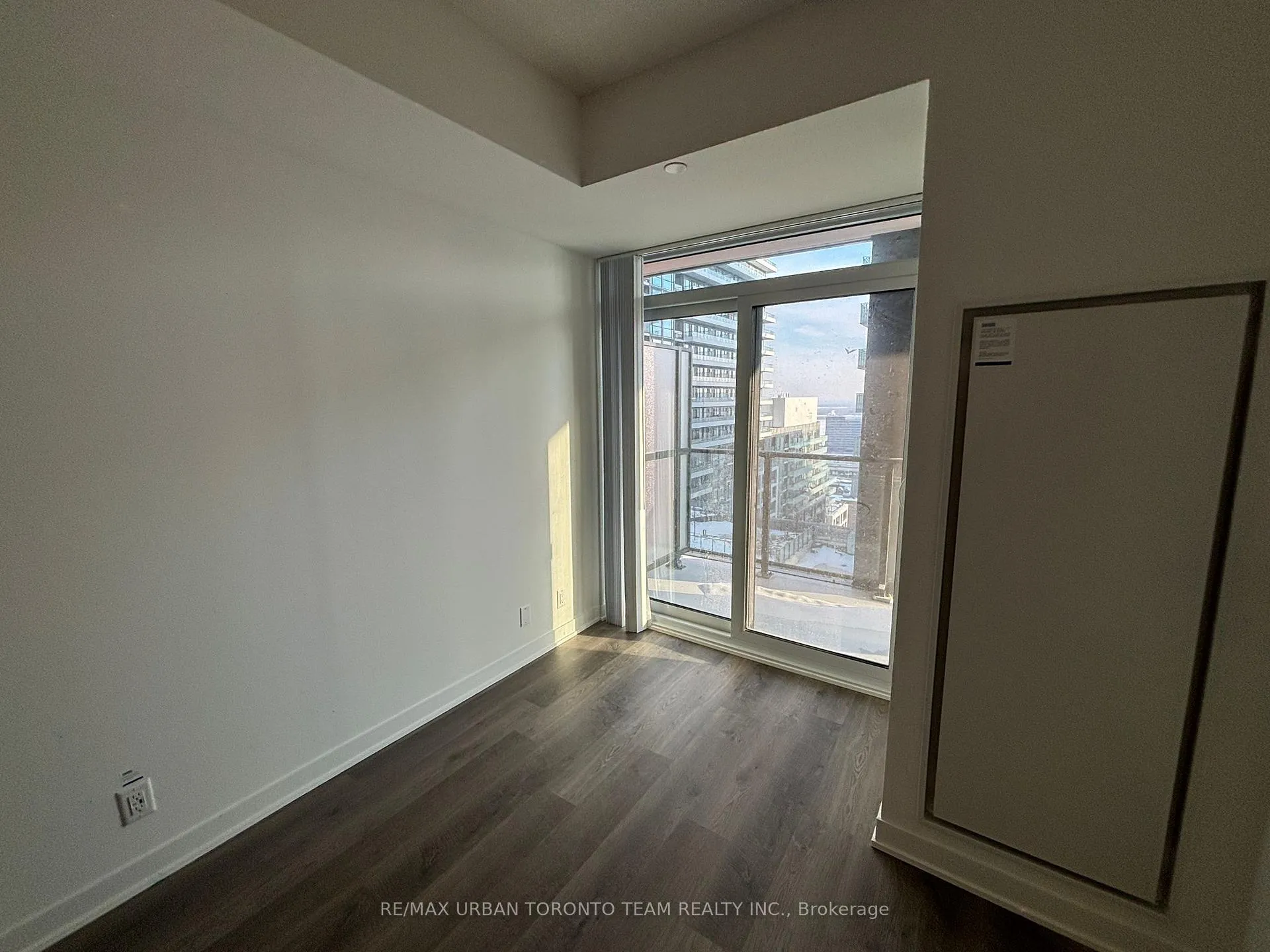 Photo 7 of Unit 2608, 180 Front Street E, Toronto, Moss Park — HOMEH