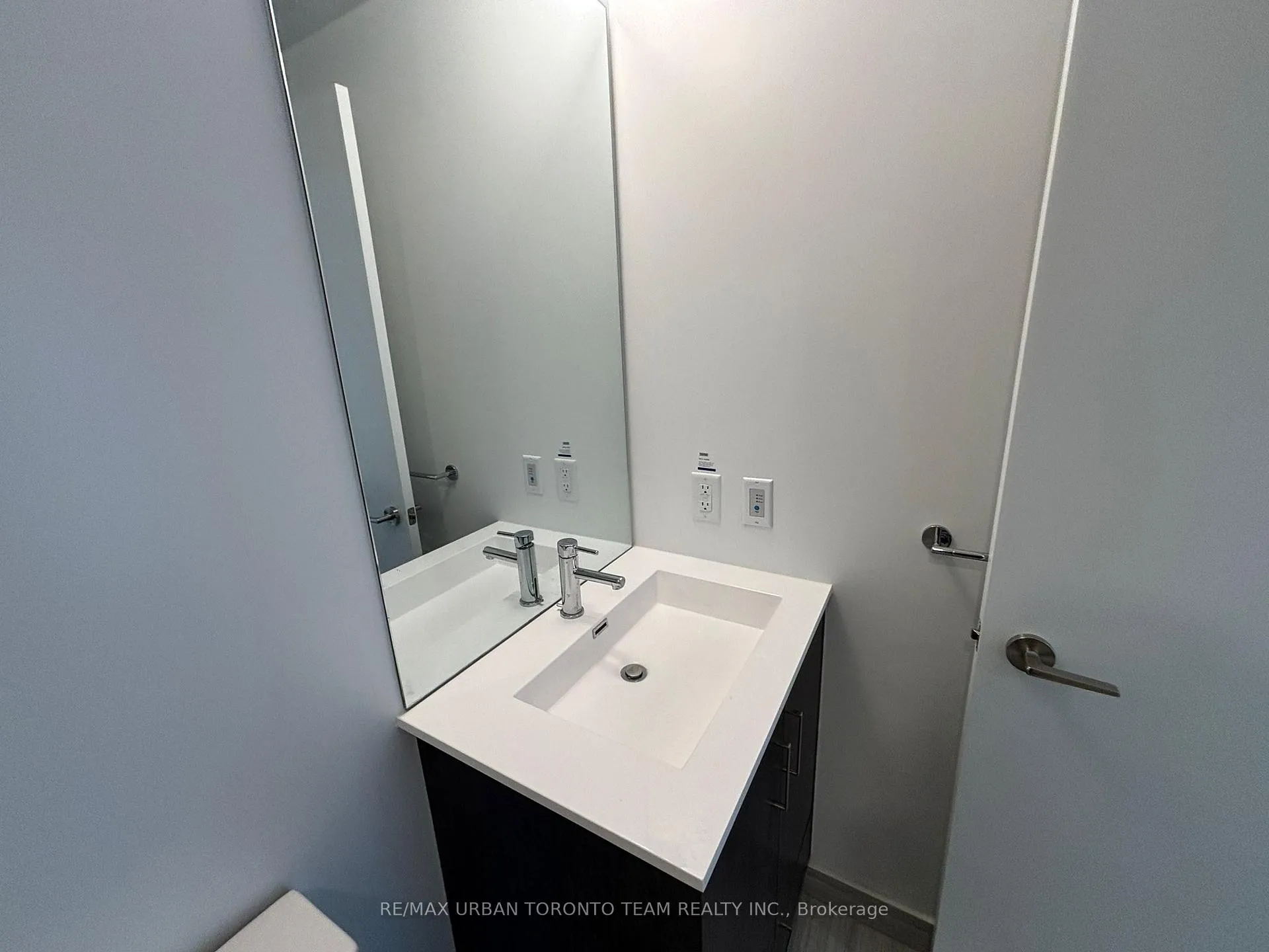 Photo 12 of Unit 2608, 180 Front Street E, Toronto, Moss Park — HOMEH