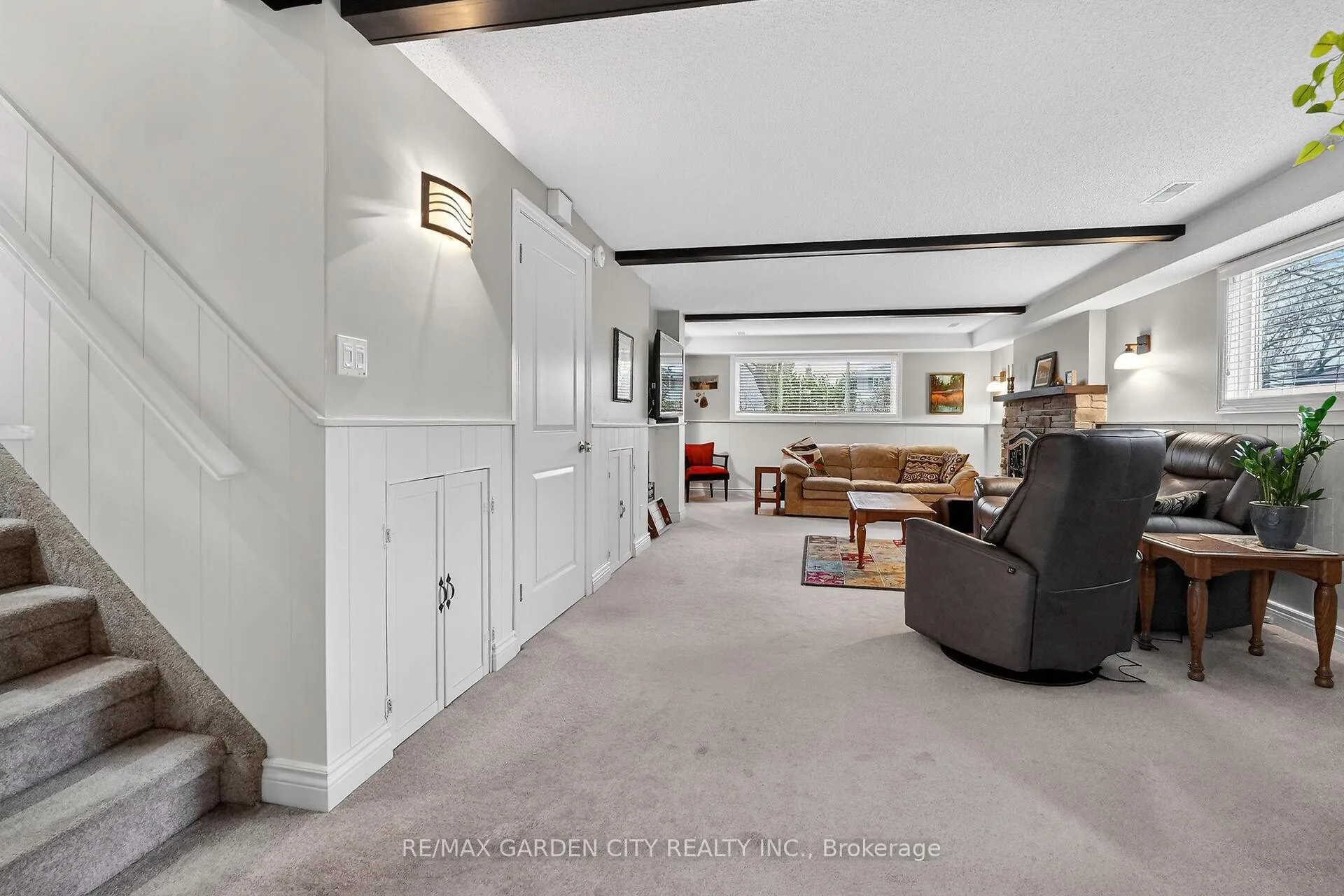 Photo 19 of 77 Prince Charles Drive, St. Catharines, Lakeport — HOMEH