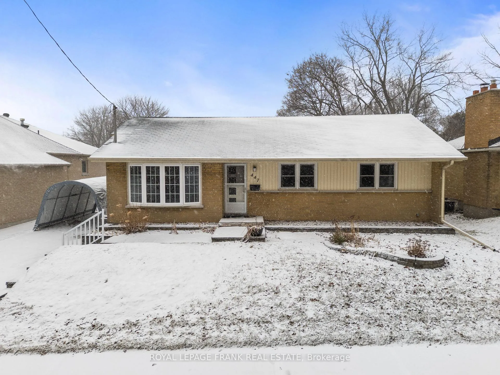 Photo 1 of 447 Ridgeway Avenue, Oshawa, McLaughlin — HOMEH