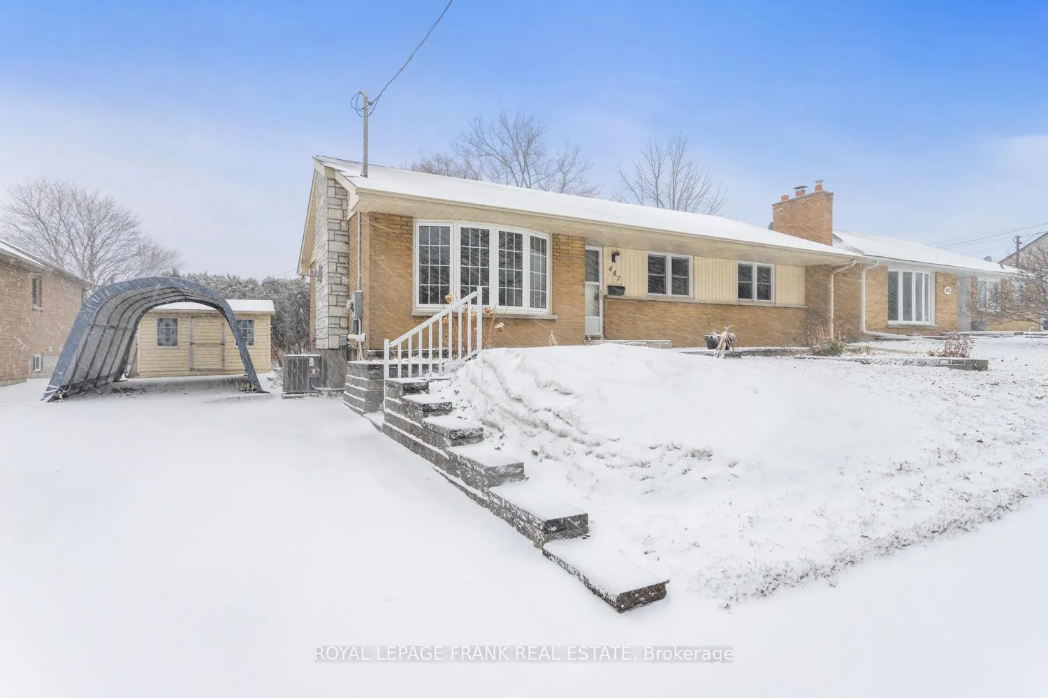 Photo 2 of 447 Ridgeway Avenue, Oshawa, McLaughlin — HOMEH