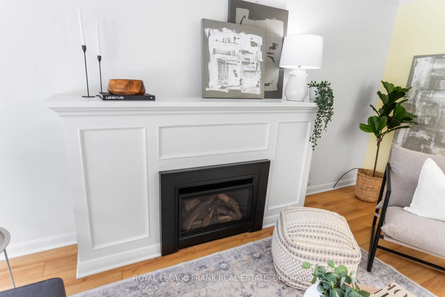 Photo 6 of 447 Ridgeway Avenue, Oshawa, McLaughlin — HOMEH