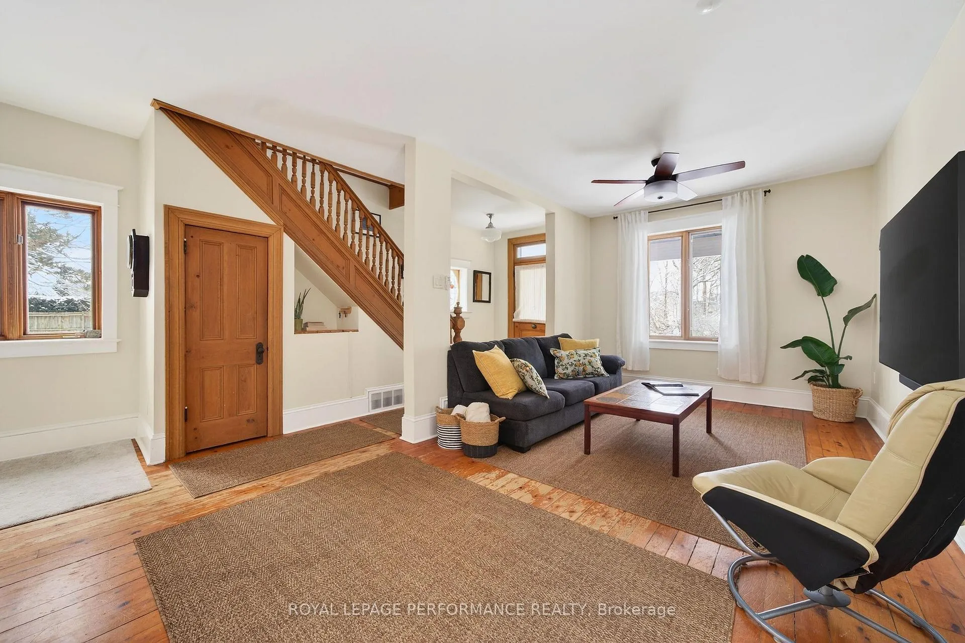 Photo 4 of 4 O'Donnell Court, Ottawa, Pineglen/Country Place — HOMEH