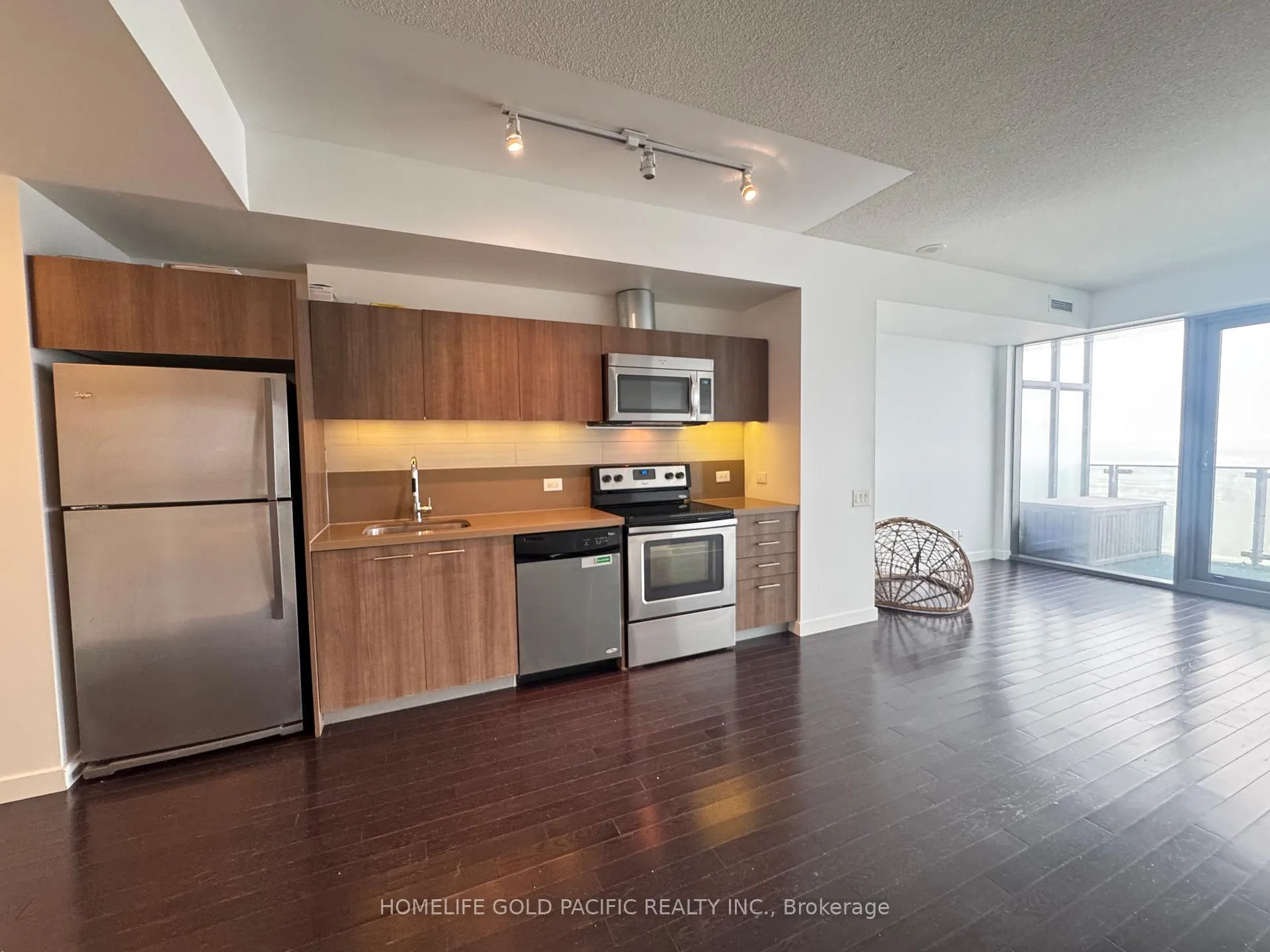 Photo 3 of Unit 2309, 390 Cherry Street, Toronto, Waterfront Communities — HOMEH