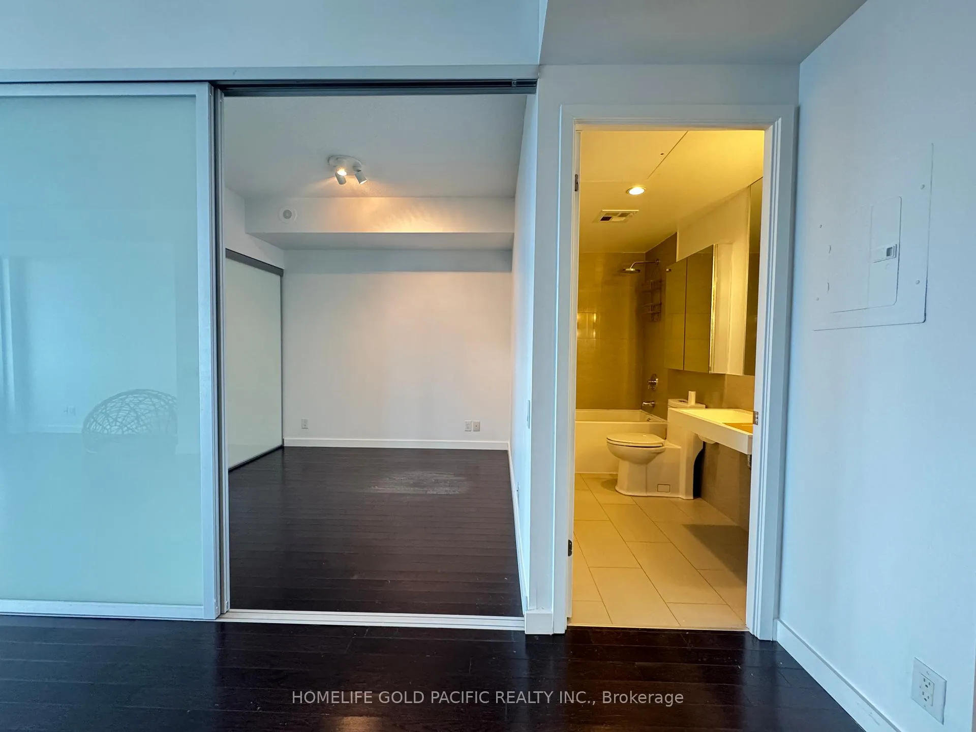 Photo 14 of Unit 2309, 390 Cherry Street, Toronto, Waterfront Communities — HOMEH