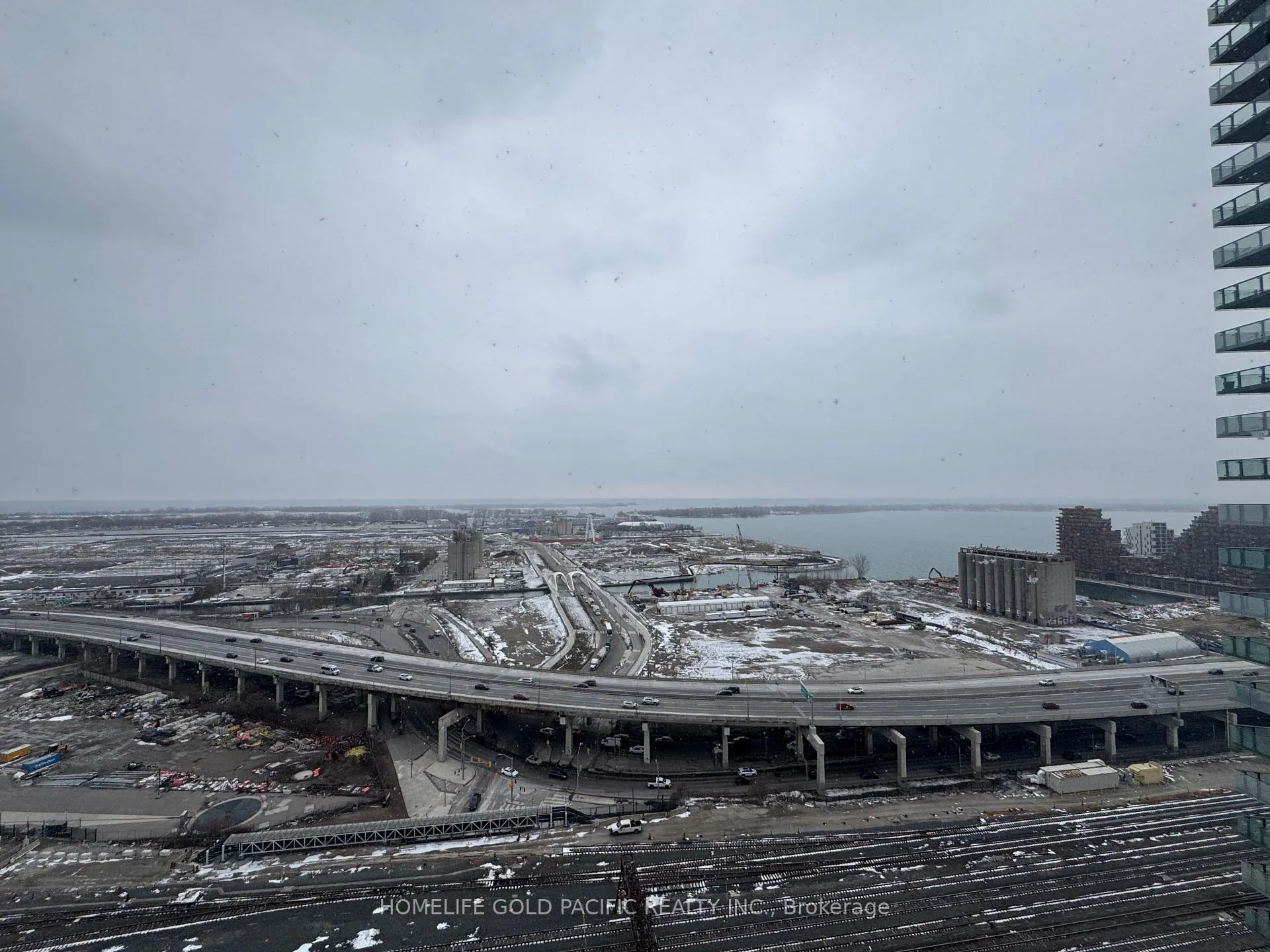 Photo 17 of Unit 2309, 390 Cherry Street, Toronto, Waterfront Communities — HOMEH