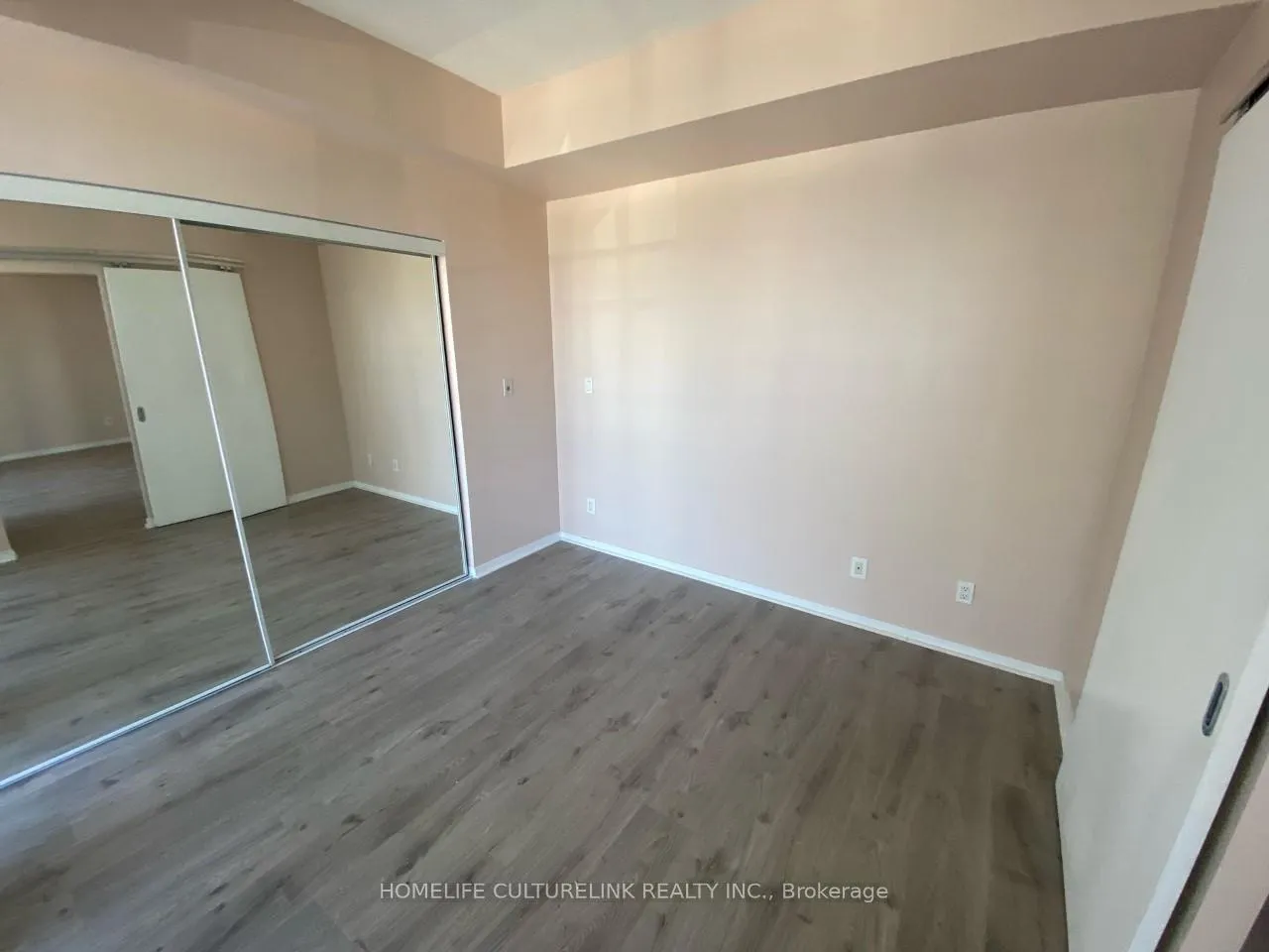 Photo 6 of Unit 2703, 55 Bremner Boulevard, Toronto, Waterfront Communities — HOMEH